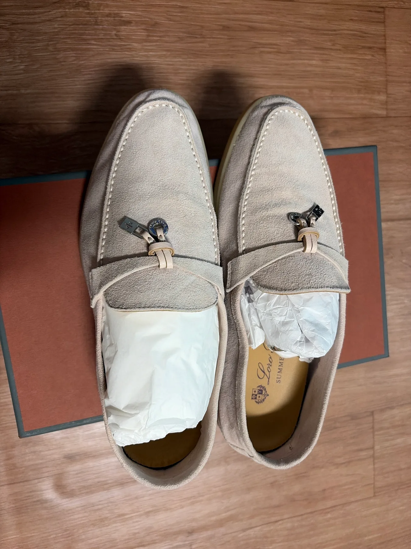 로로피아나 썸머 37 사진 1