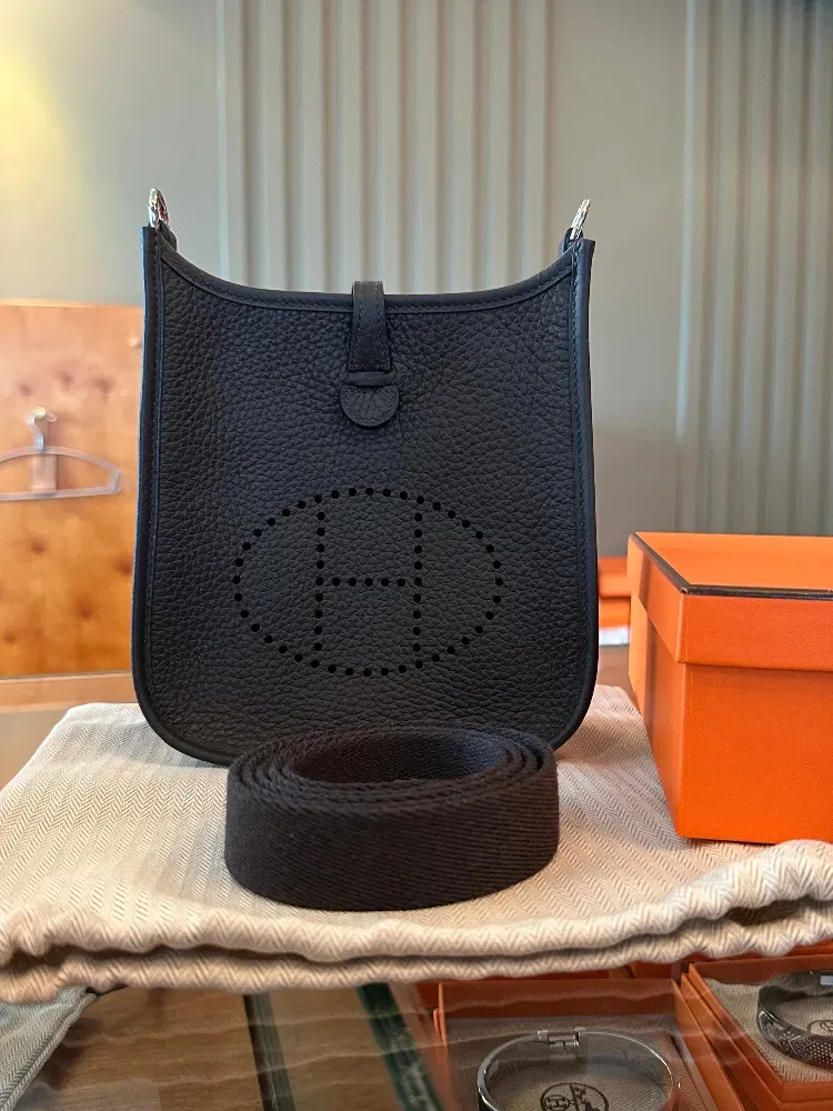 에르메스 에블린 16 끌라망스 카반 은장 사진 1