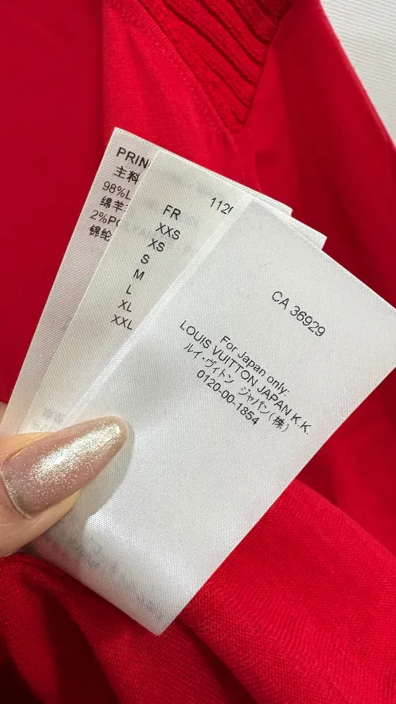 루이비통 터틀넥 사진 5