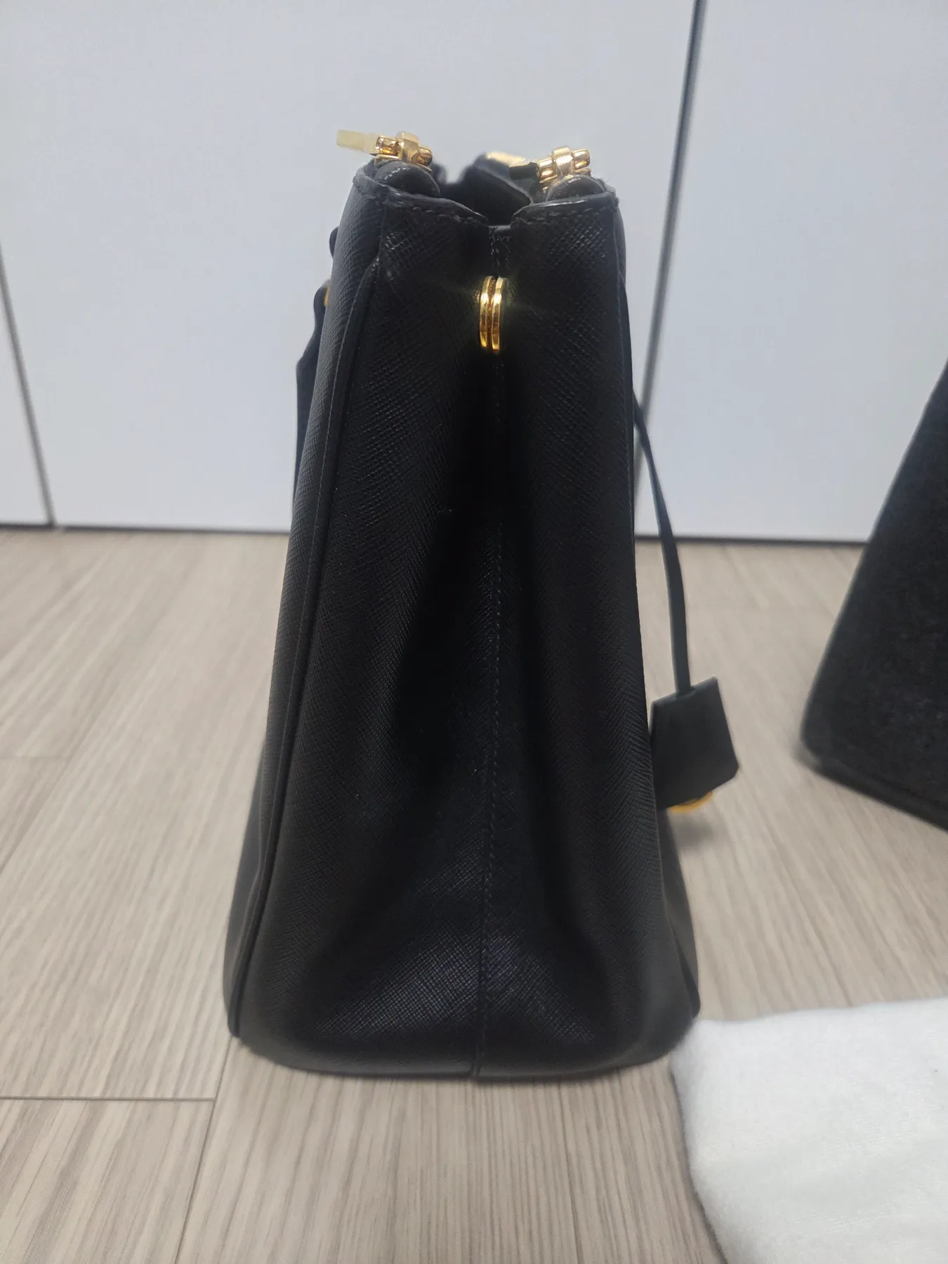 프라다 사피아노 bn2274 사진 1