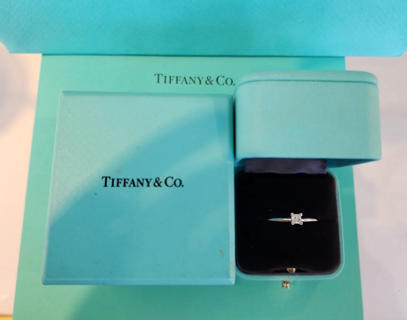 티파니앤코 (정품) 트루 다이아몬드 웨 딩링 0.20ct 사진 2