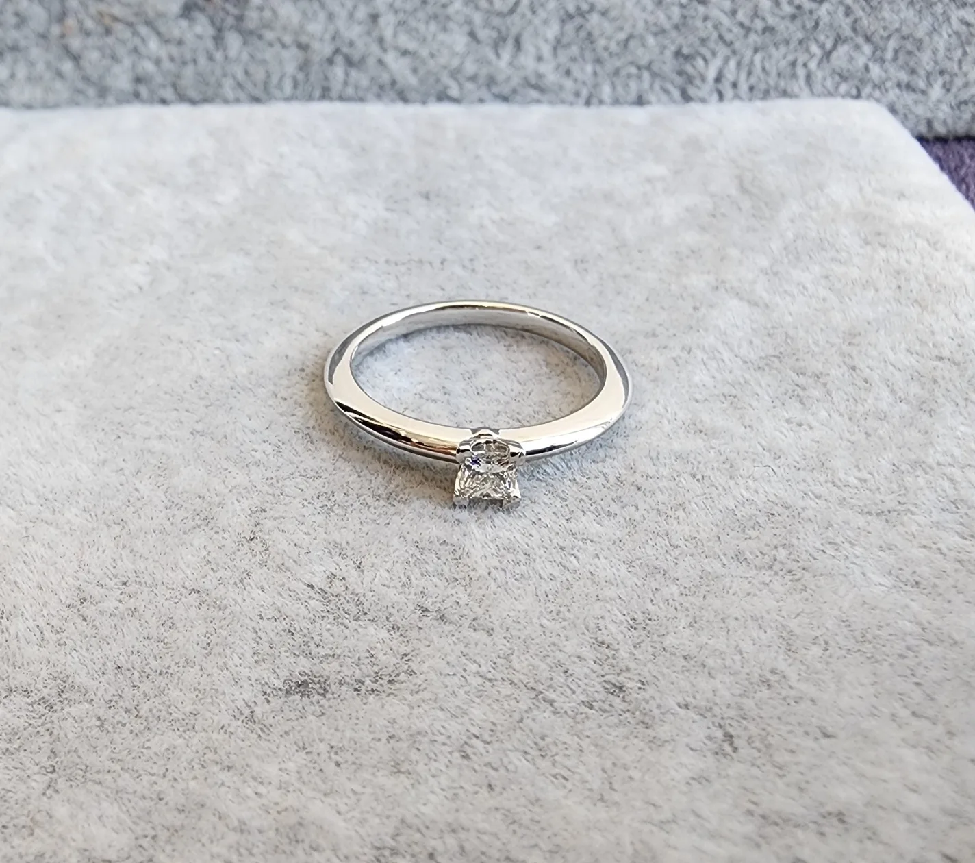 티파니앤코 (정품) 트루 다이아몬드 웨 딩링 0.20ct 사진 6