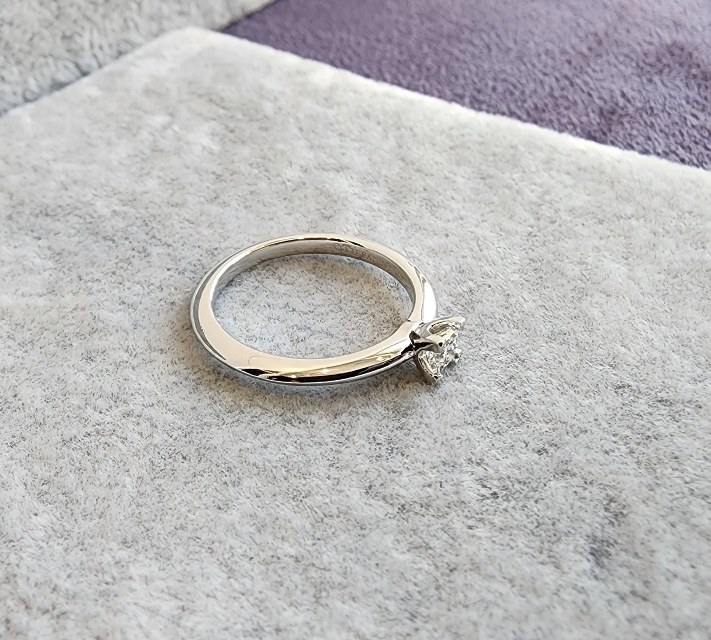 티파니앤코 (정품) 트루 다이아몬드 웨 딩링 0.20ct 사진 7