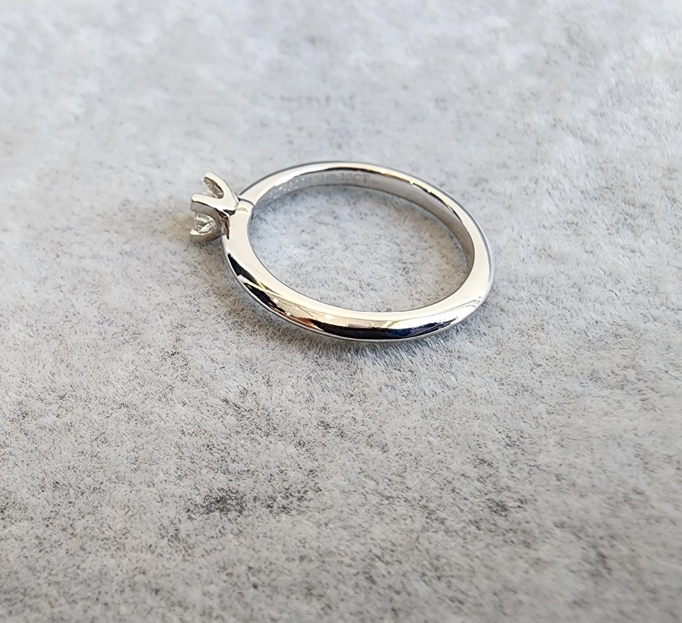 티파니앤코 (정품) 트루 다이아몬드 웨 딩링 0.20ct 사진 8