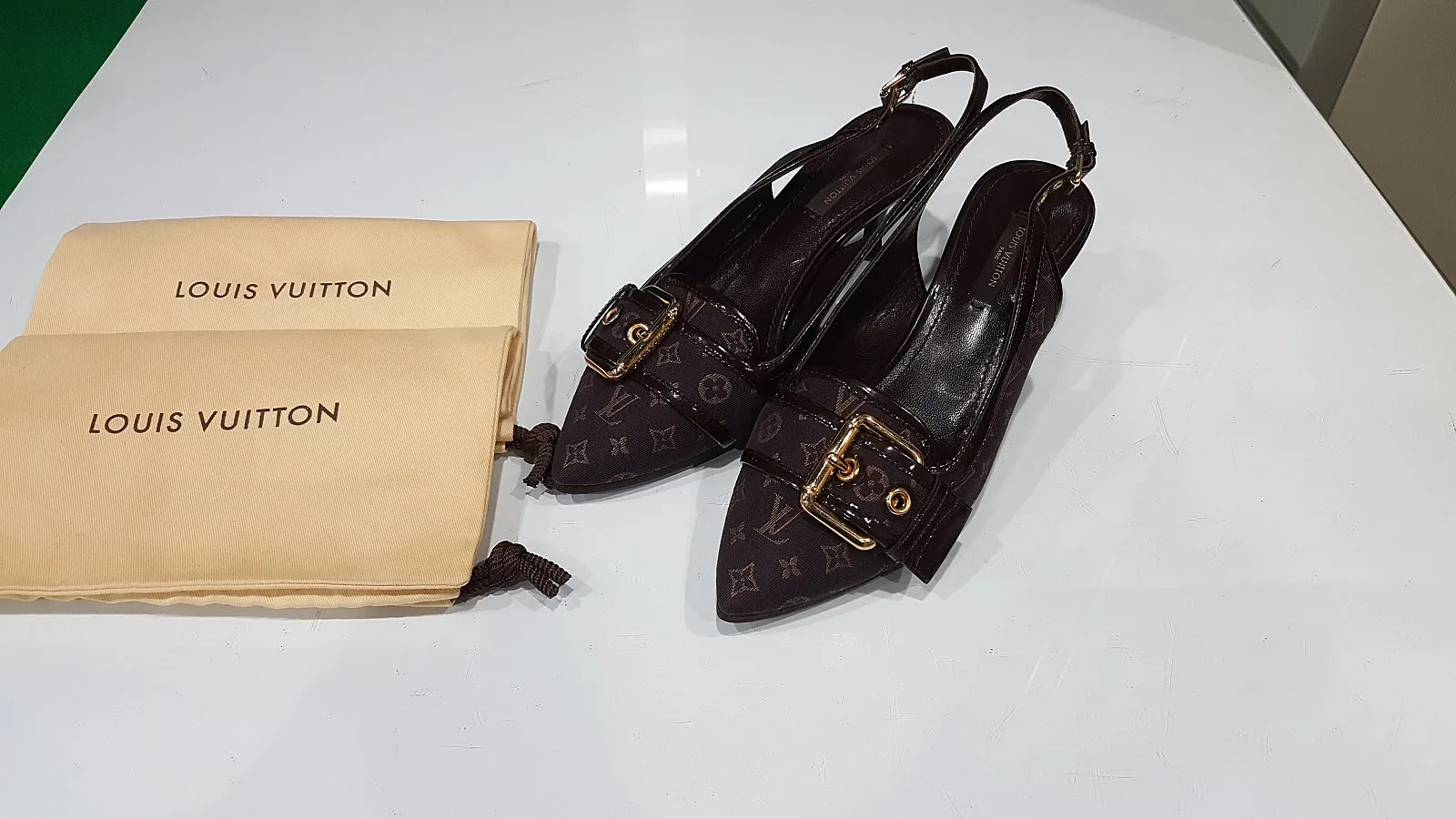 루이비통 모노그램 슬링백 구두 35 사진 4