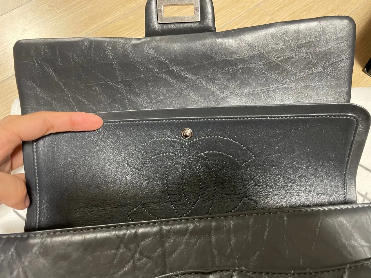 샤넬 2.55 라지 28cm 사진 4