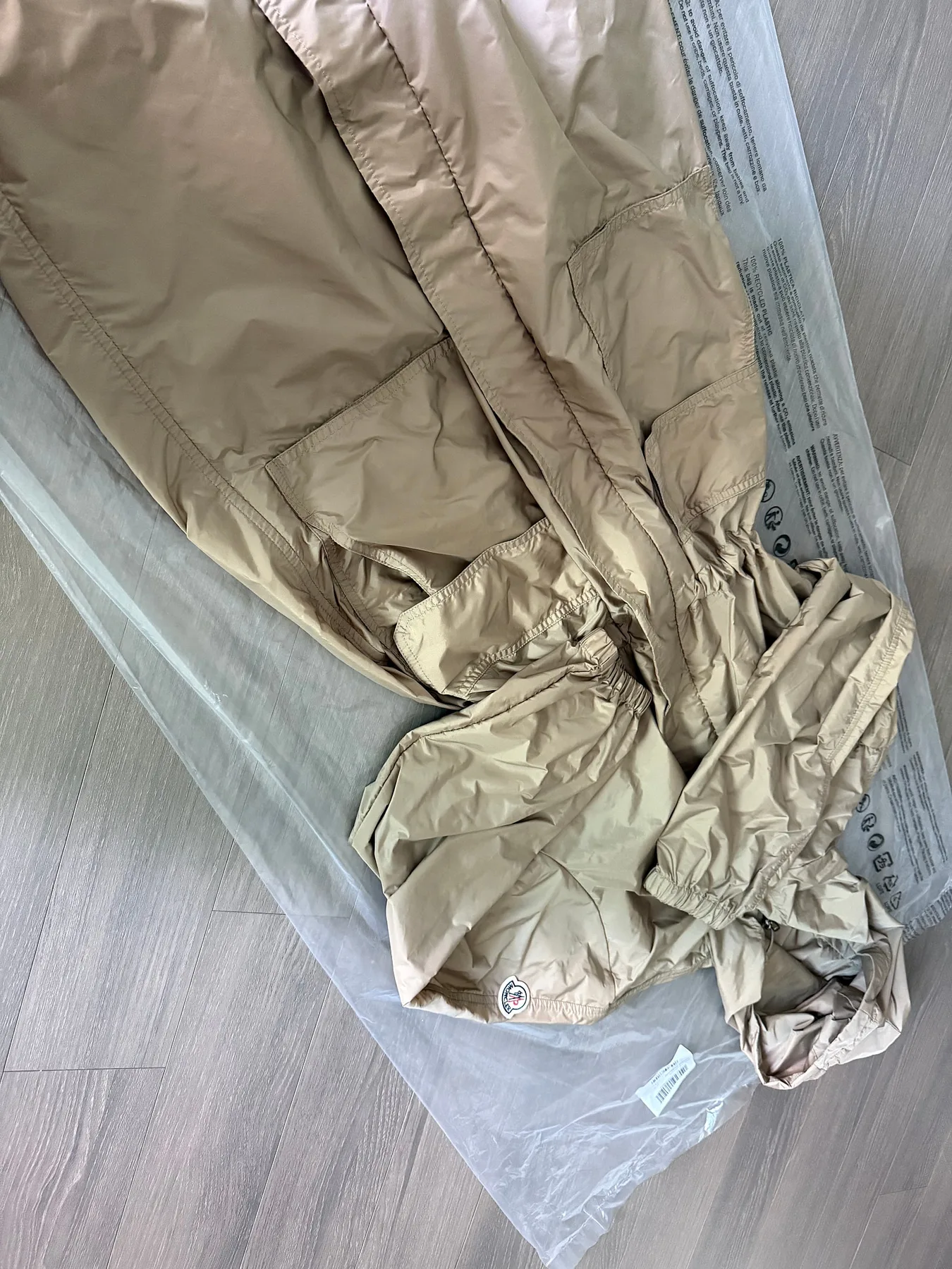몽클레르 바람막이