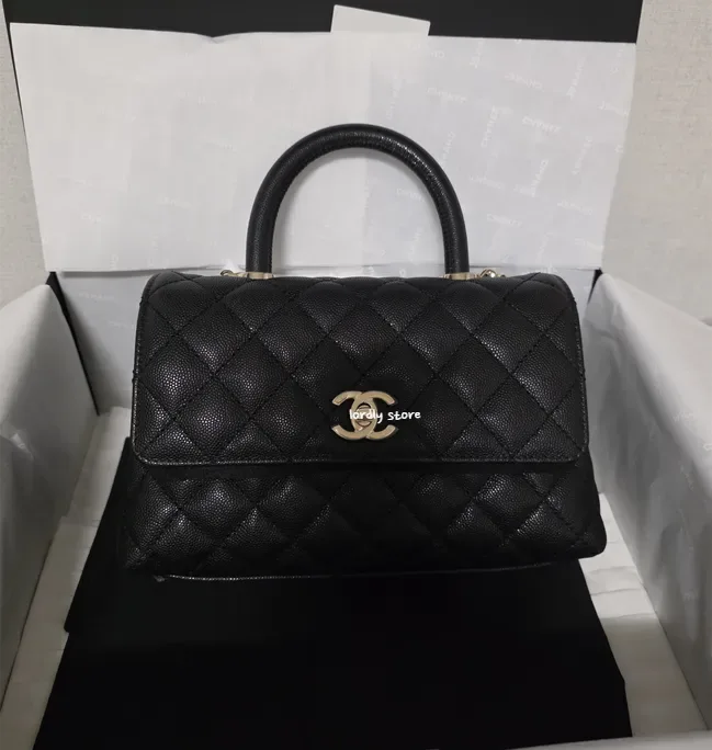 샤넬 코코핸들 미듐 사진 1