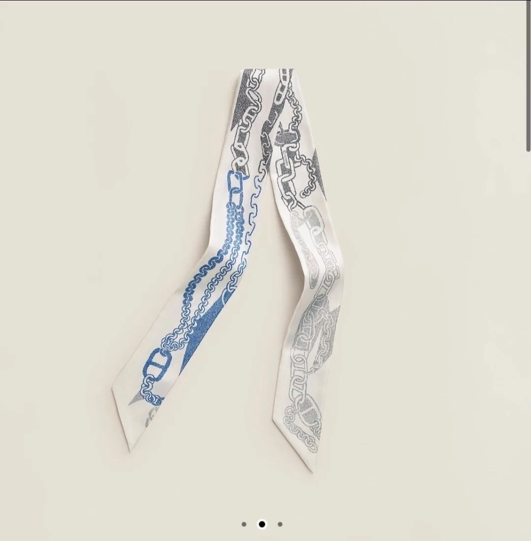 에르메스 Boucles et Maillons 트윌리 03호 BLANC/ANTHRACITE