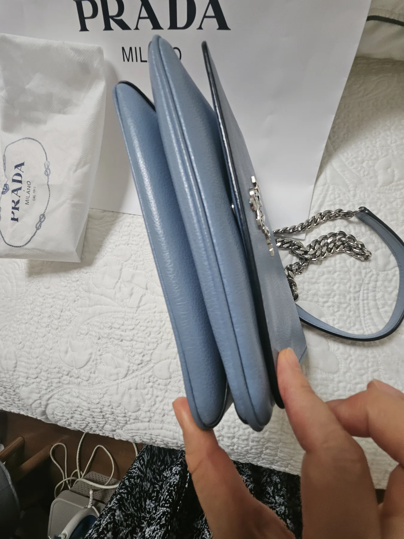 프라다 파스텔블루 사진 4