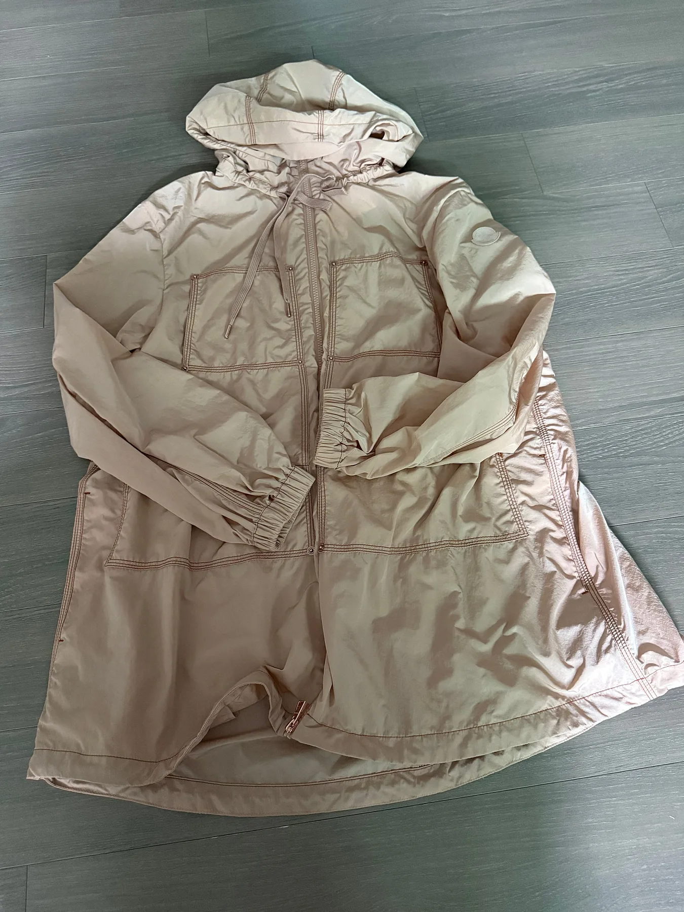 몽클레르 바람막이