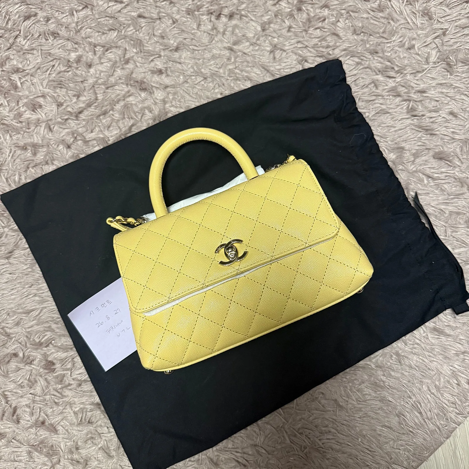 샤넬 코코핸들 라이트옐로우 미디움 사진 3