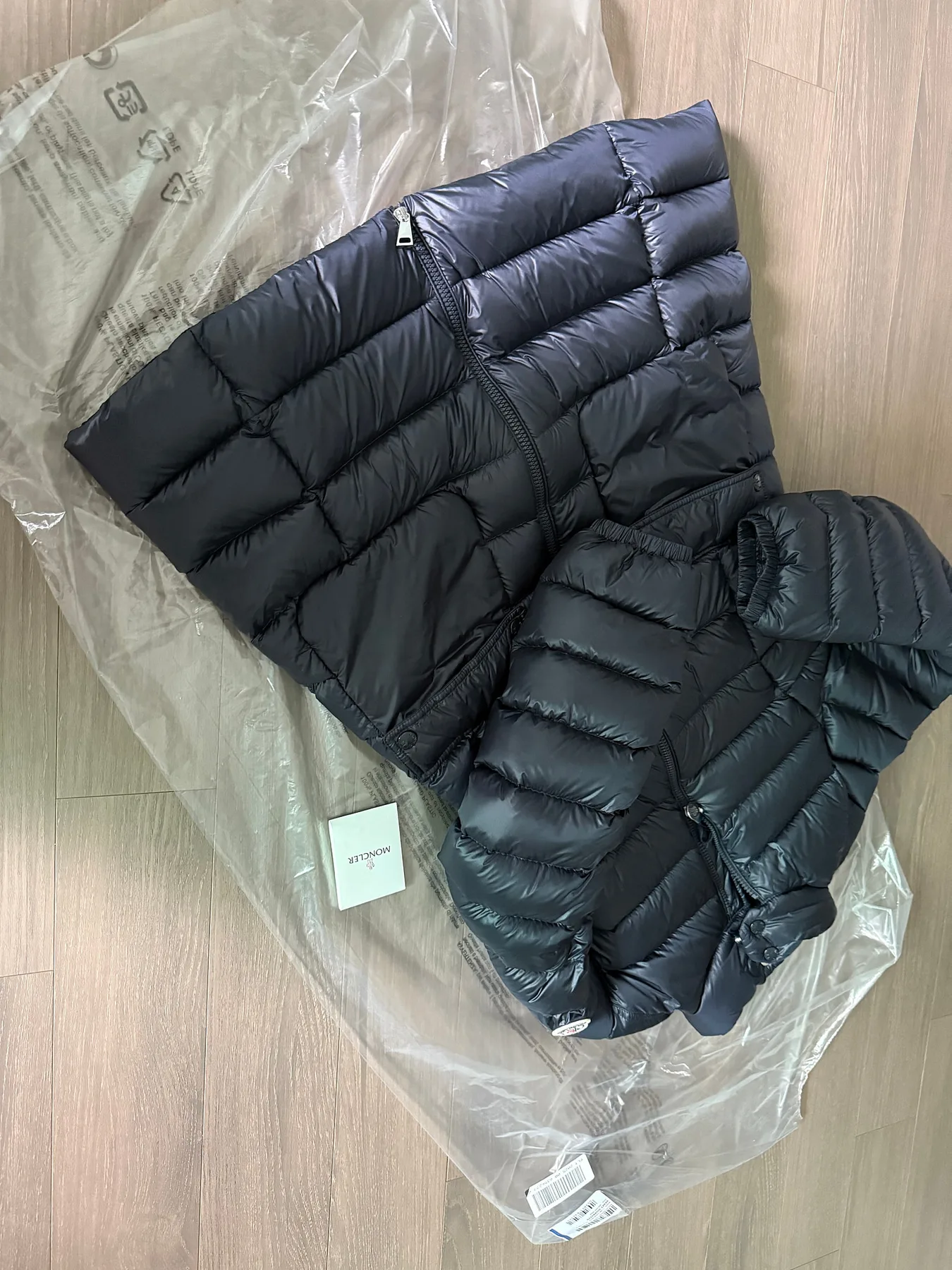 몽클레르 구스 경량패딩 사진 2