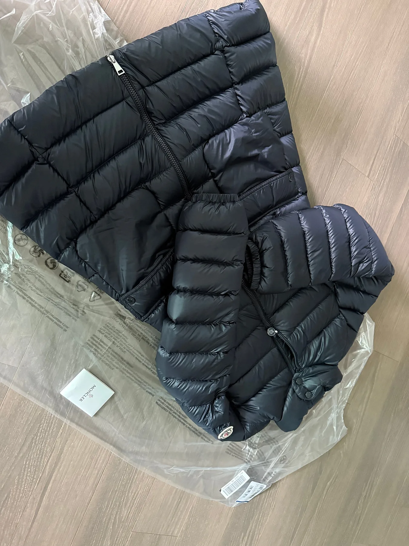 몽클레르 구스 경량패딩 사진 8
