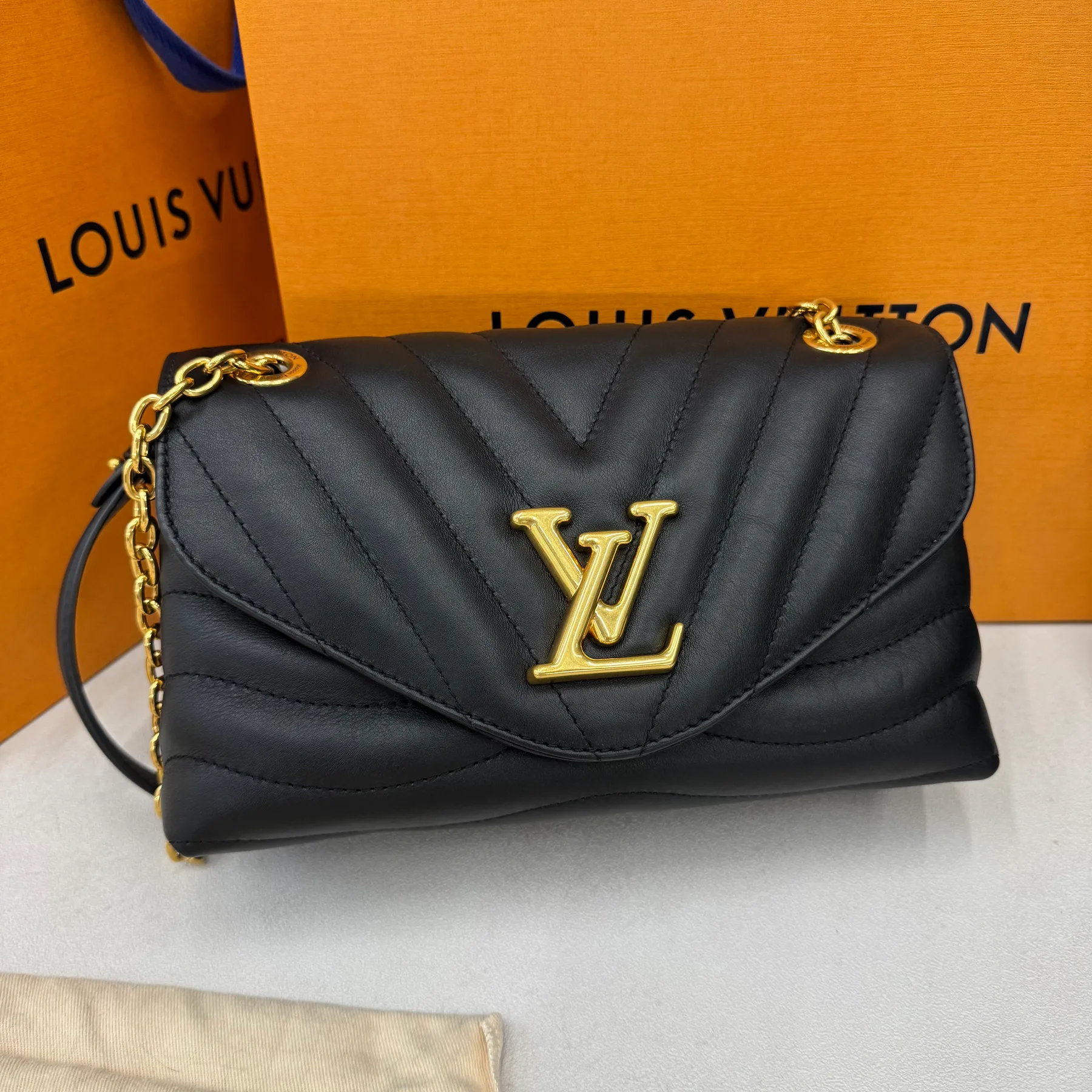 루이비통 LV 뉴 웨이브 체인 백 M58552 사진 2