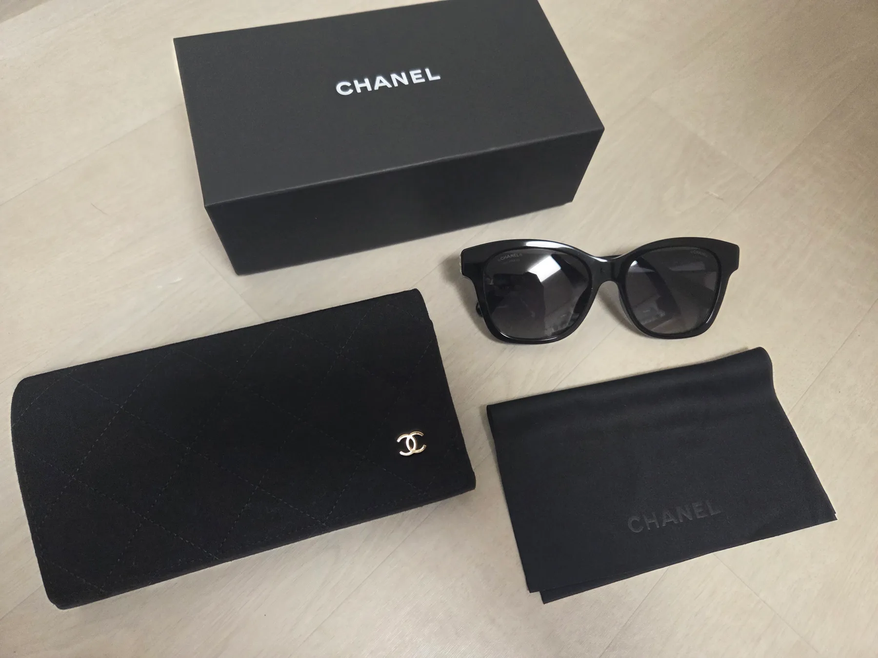 샤넬 CHANEL 진주 선글라스 사진 1