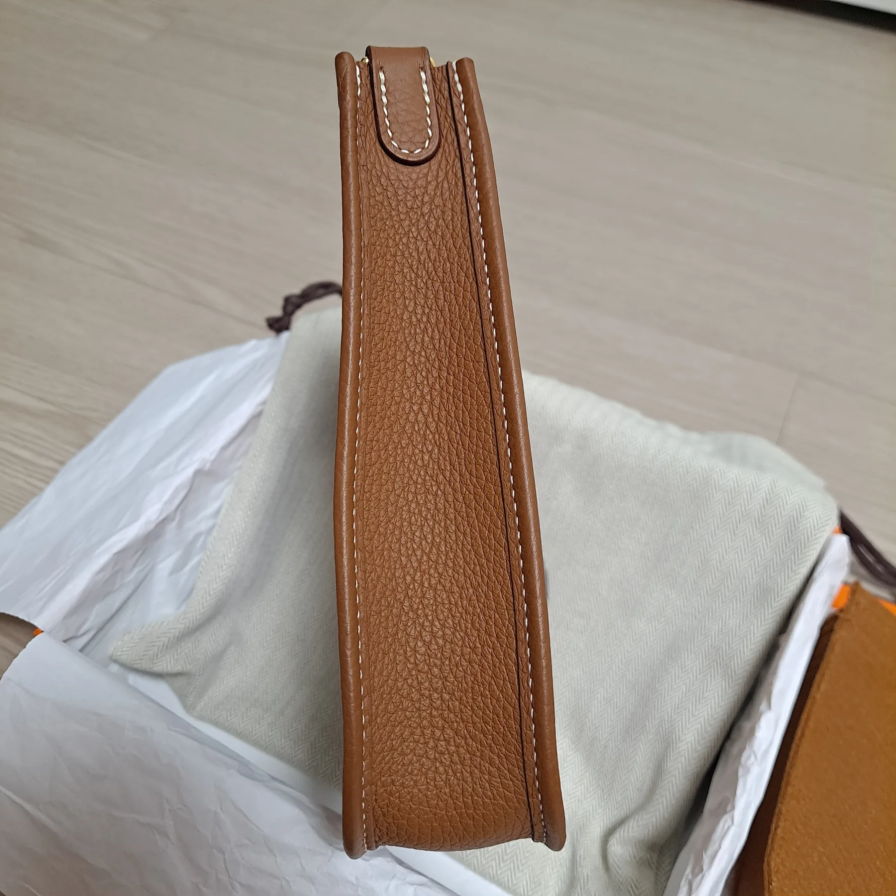에르메스 에블린 미니 TPM 골드 금장 팝니다 사진 3