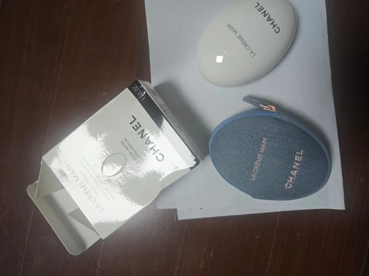 샤넬 라 크렘 망 핸드크림 50ml + 데님 파우치 세트 사진 3