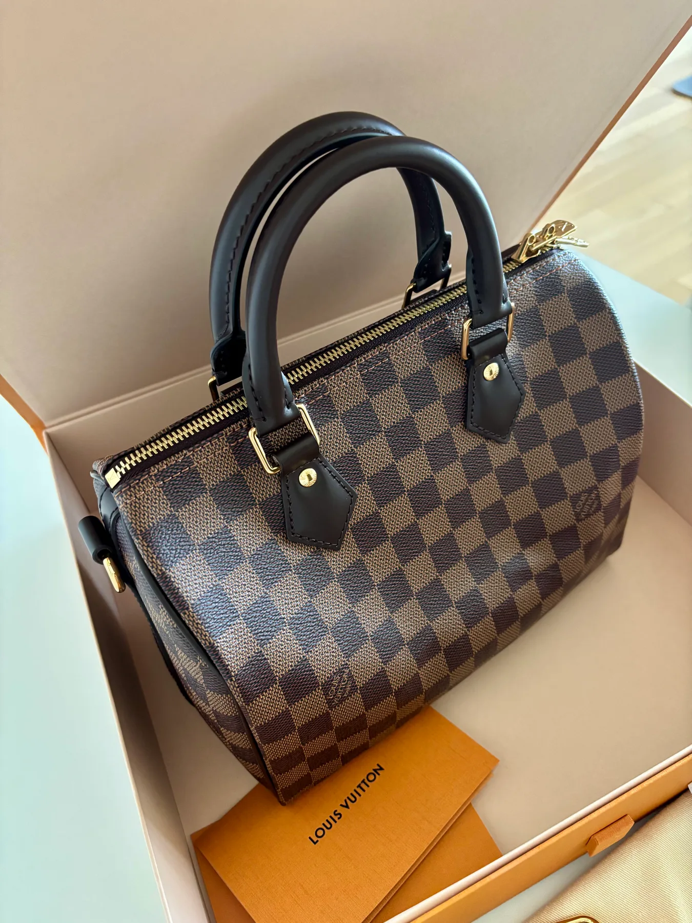 루이비통 Louis Vuitton 스피디 반둘리에 25 다미에 진열급 사진 3