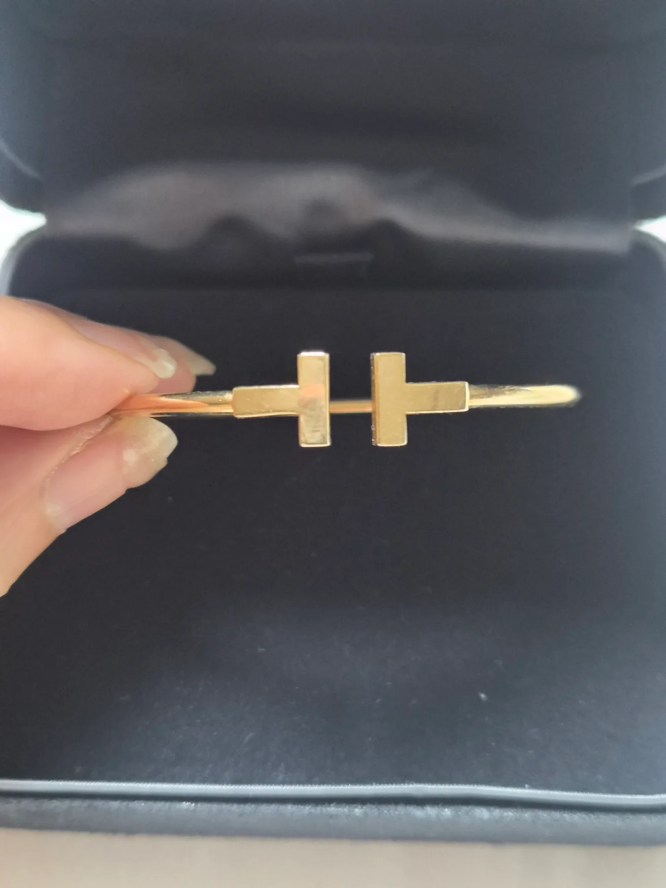 티파니앤코 Tiffany & Co. T 와이어 팔찌 사진 3