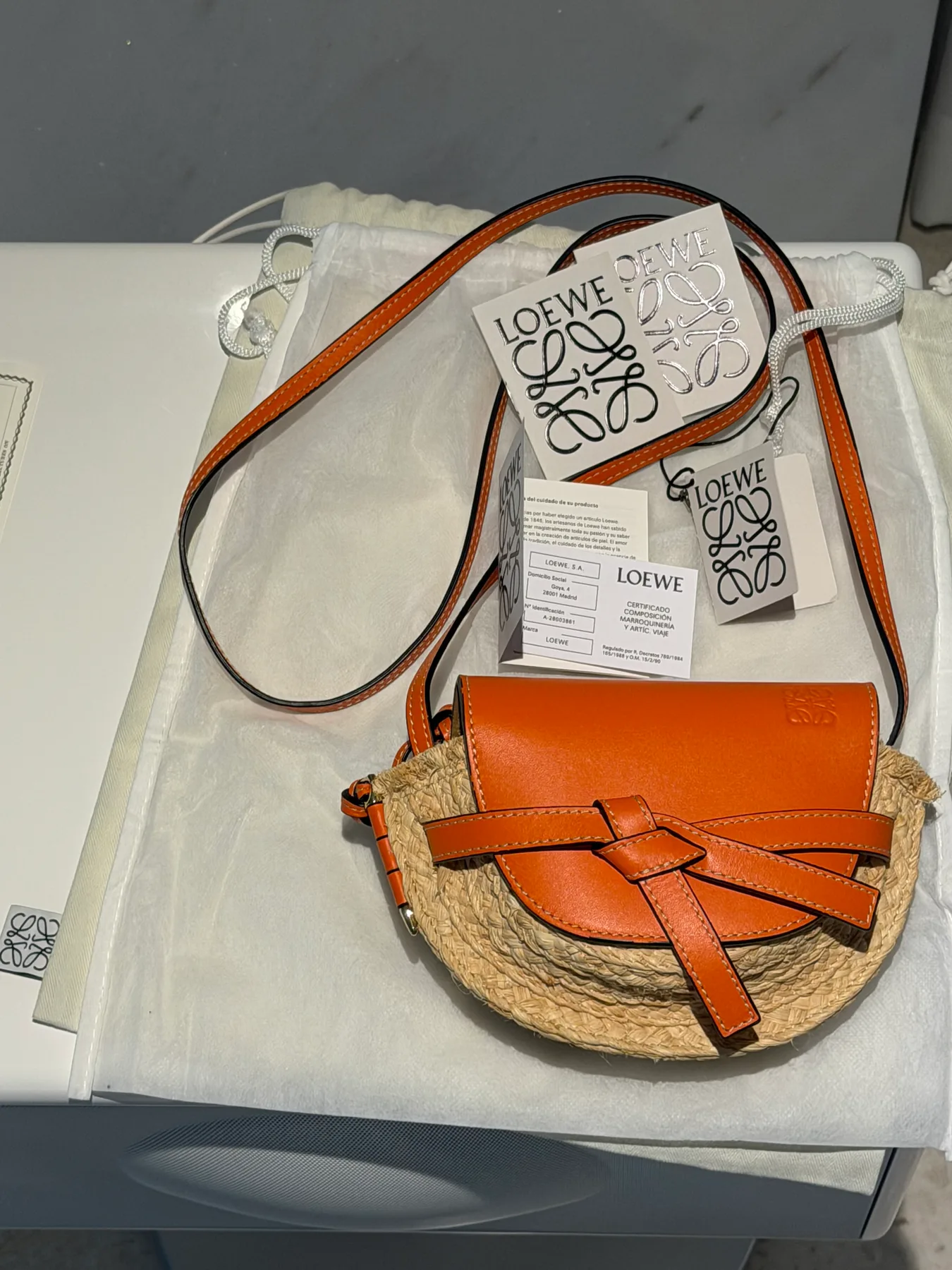 로에베 LOEWE 라피아 미니 게이트백 오렌지 사진 3