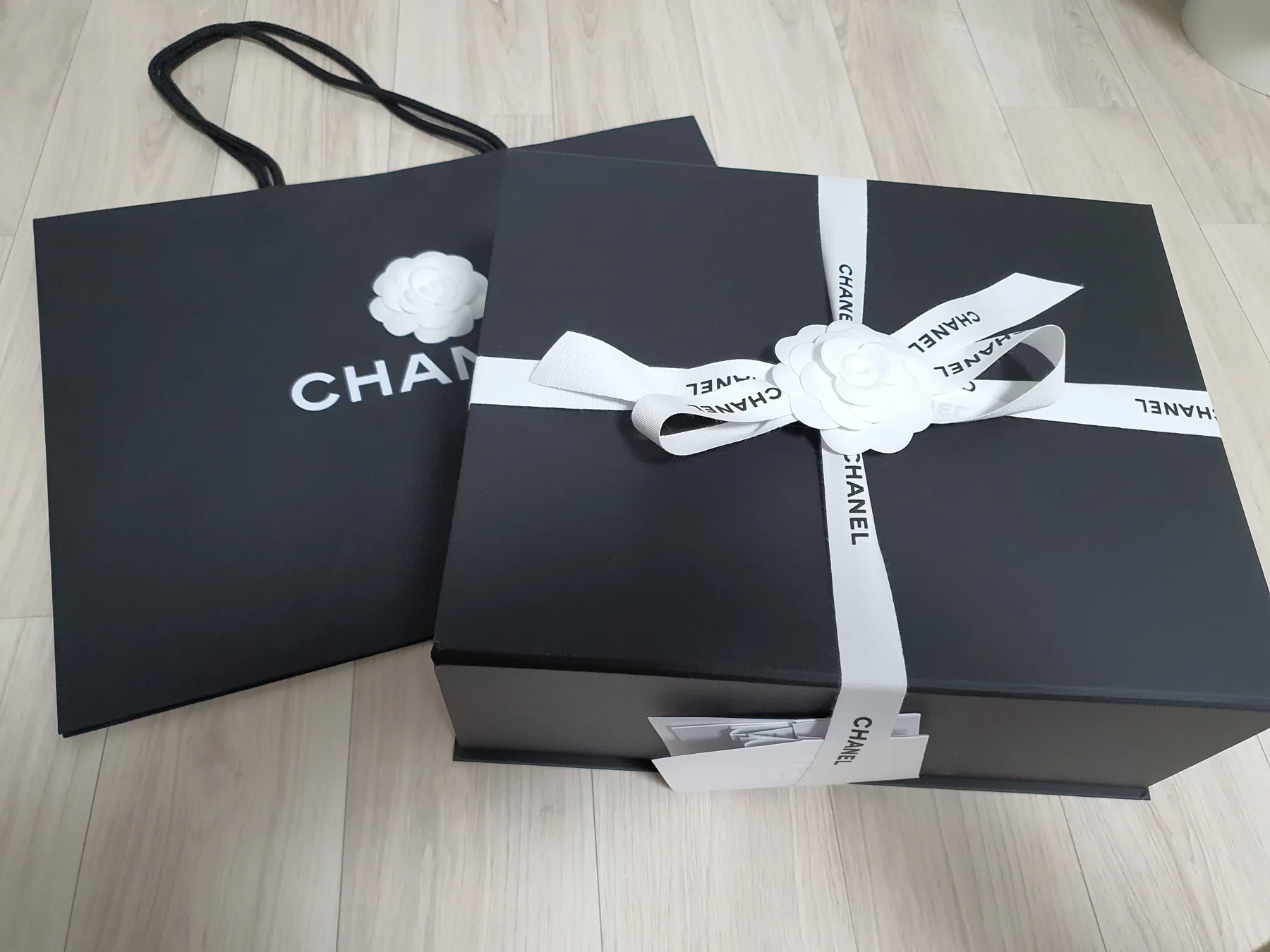 샤넬 빈티지 라지 금장 사진 4
