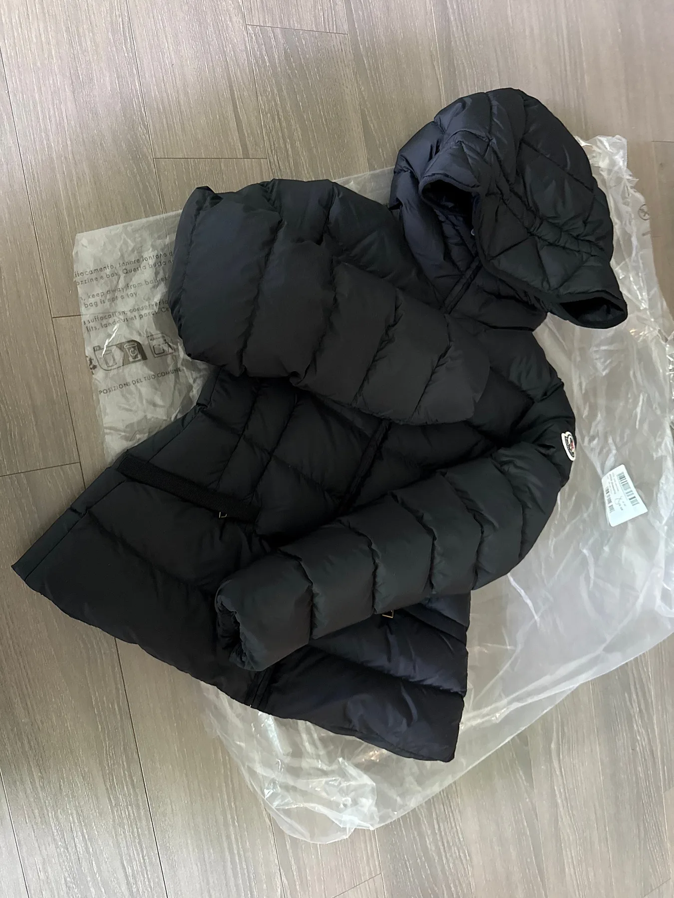 몽클레르 아보체 구스패딩 12y 사진 1