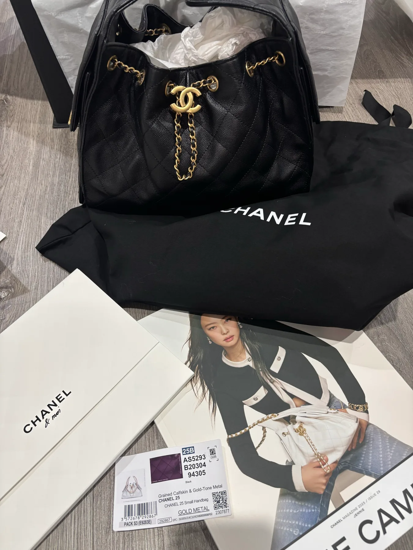 샤넬 25백 스몰 캐비어 금장 사진 8