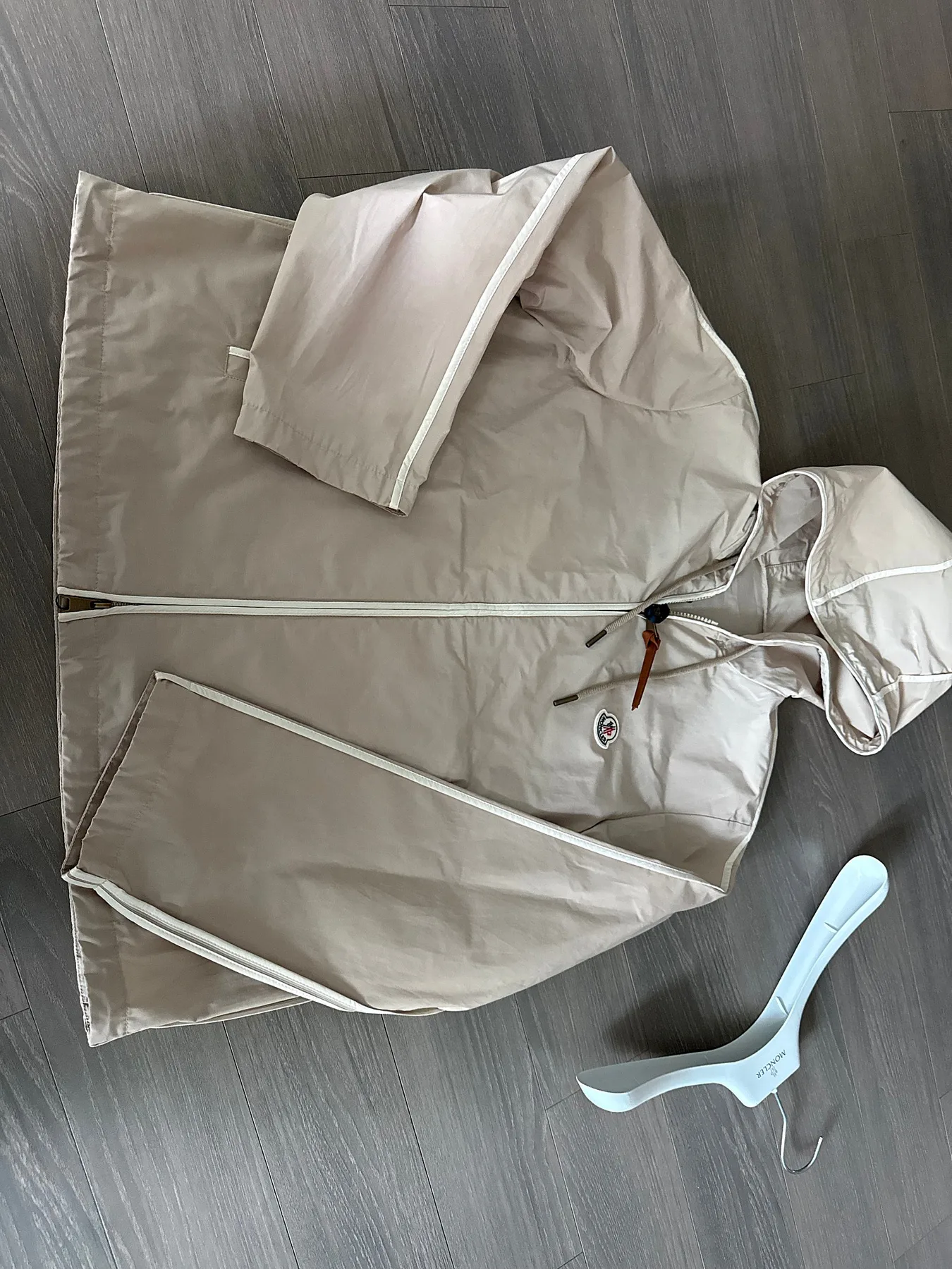 몽클레르 바람막이 Sarracenia 사진 1