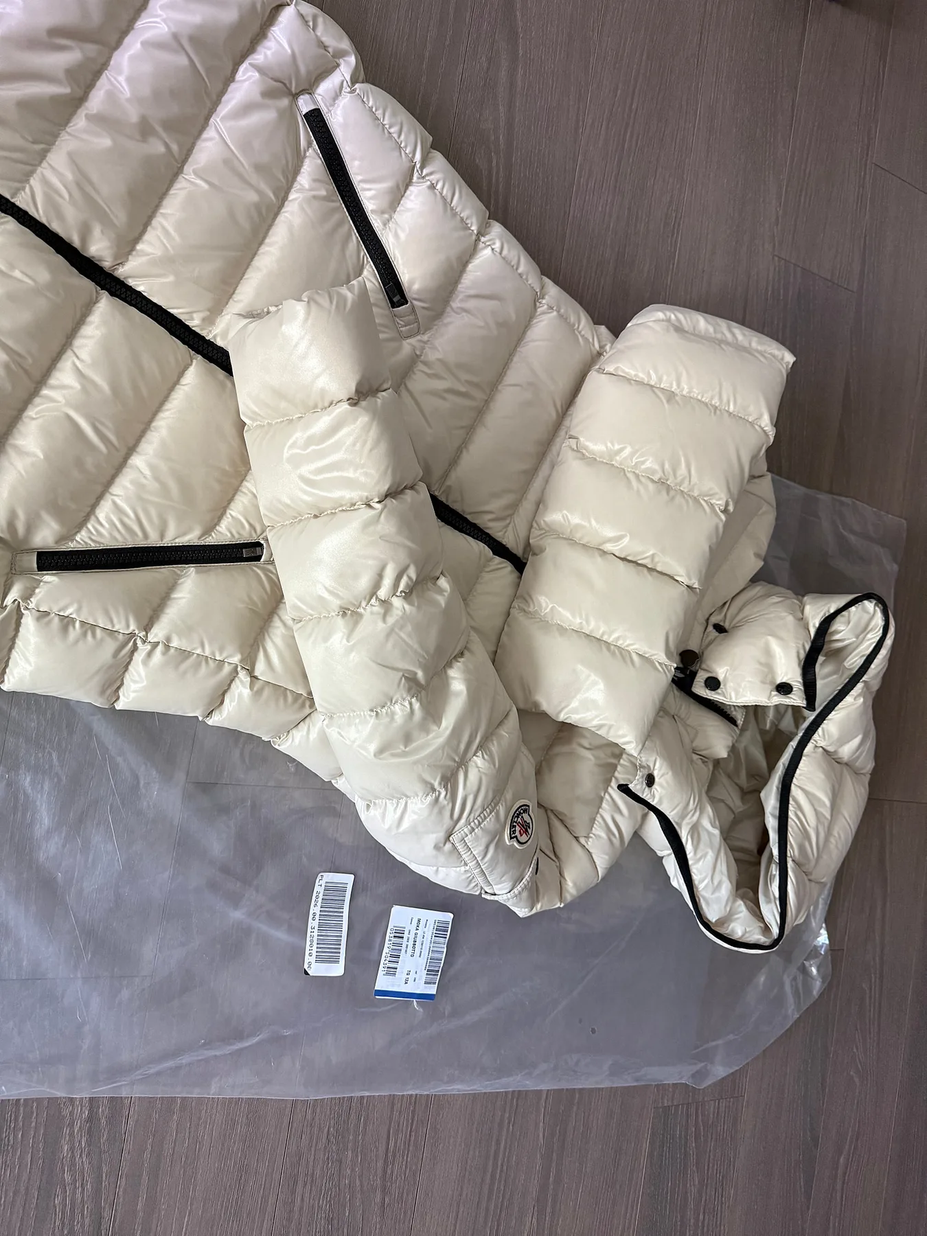 몽클레르 구스패딩 모카 12y 사진 1