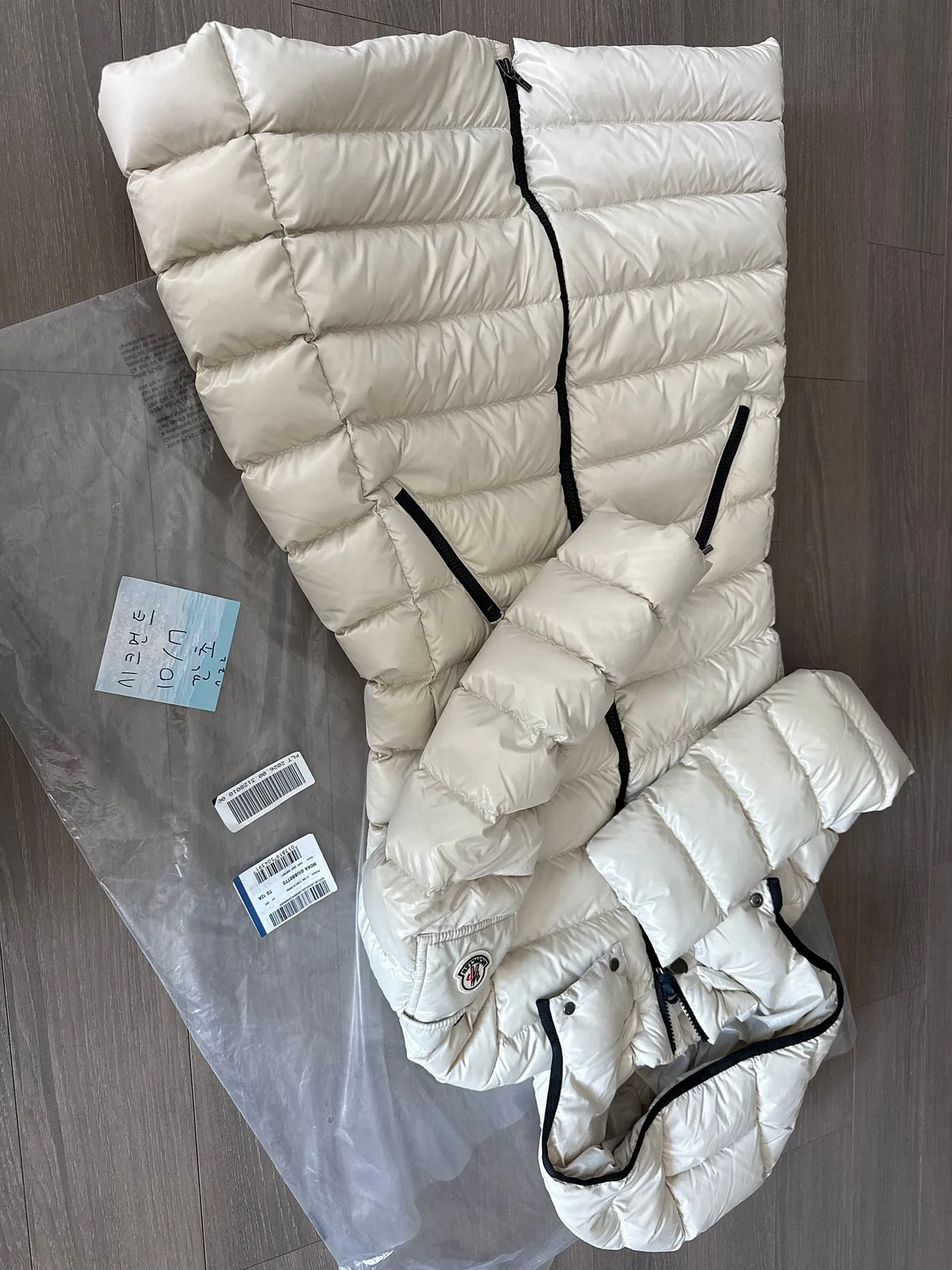 몽클레르 구스패딩 모카 사진 8