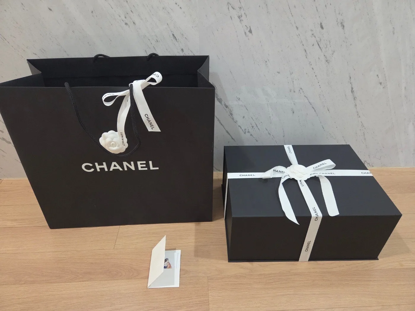 샤넬 25백 스몰 캐비어 샤이닝 골드 사진 2