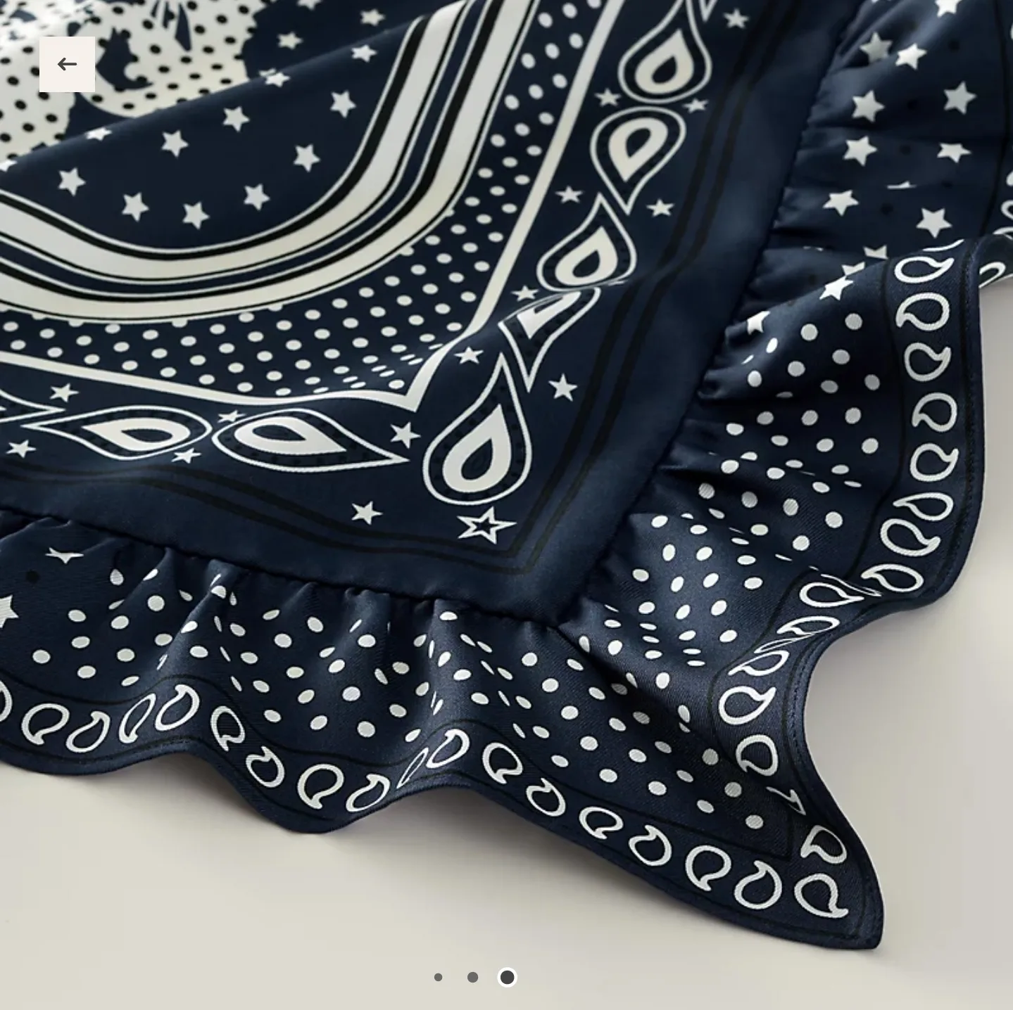 에르메스 [현재 정가 183만원 새제품--->120만원 ] BRIDES DE GALA BANDANA A POIS 70 02 마린 퐁쎄 / 누아 / 블랑 새제품 사진 2