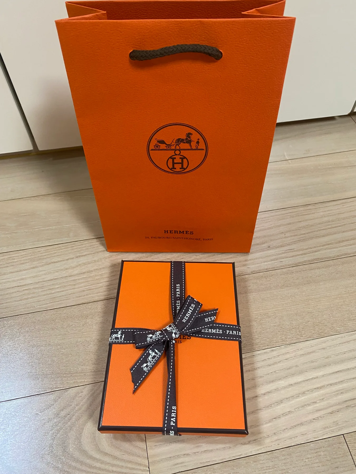에르메스 [미사용 새상품/인상전 정가이하] 미니 팝아슈 목걸이 누아/블랙 펜던트 로즈골드 체인 H147992F003 사진 3