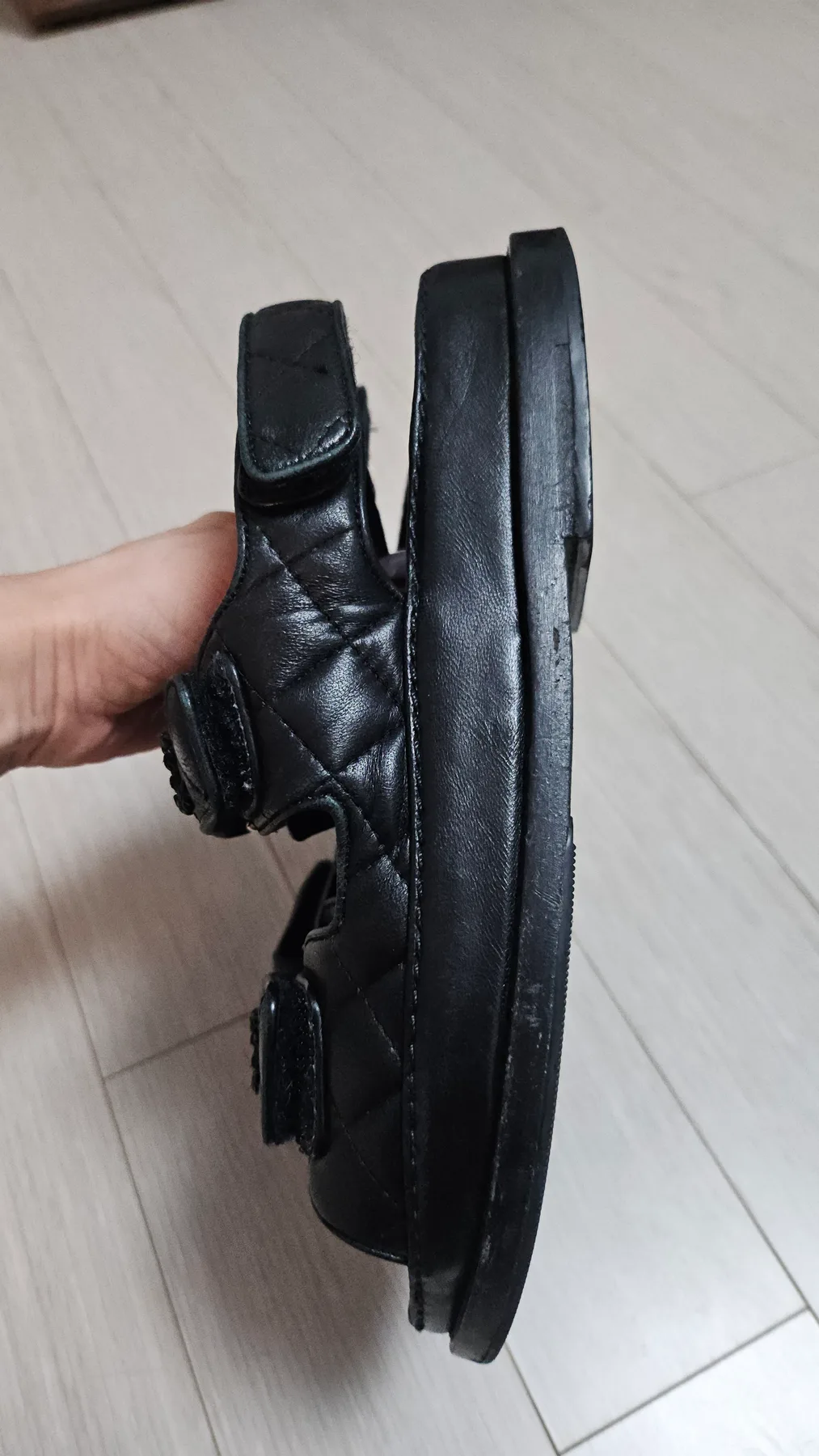 샤넬 벨크로 샌들 사진 5