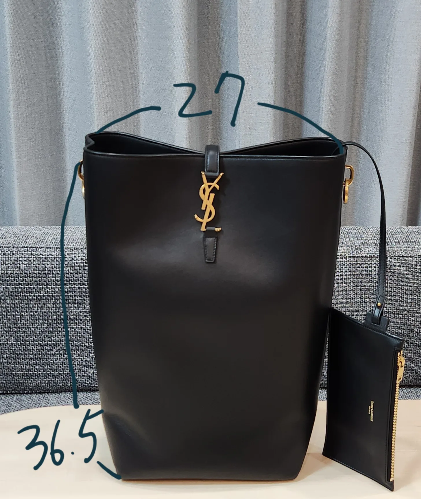 생로랑 [풀구성/미사용] 르 37 롱 그레인 레더 버킷백 블랙 SAINT LAURENT LE 37 사진 8