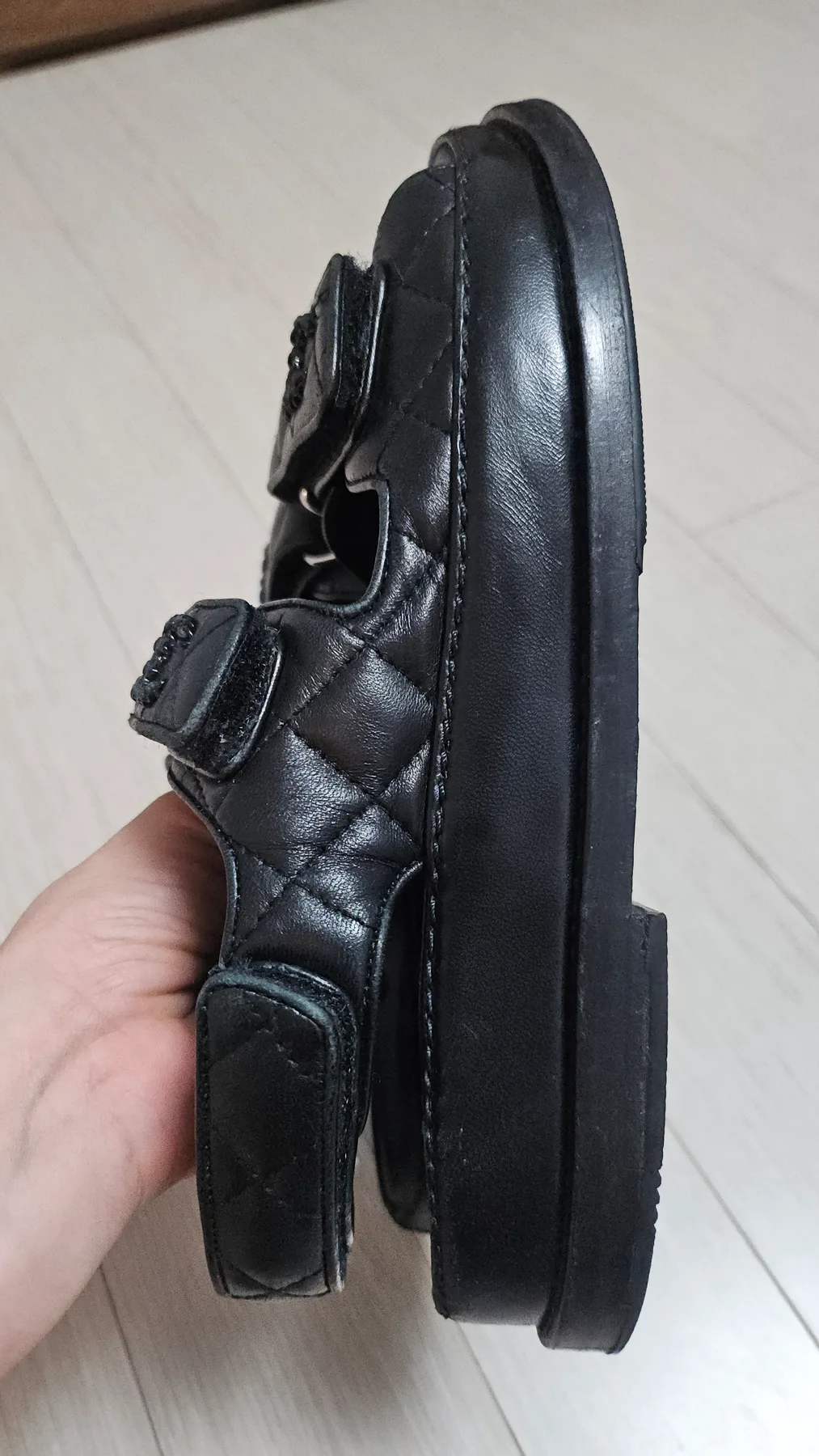 샤넬 벨크로 샌들 사진 3