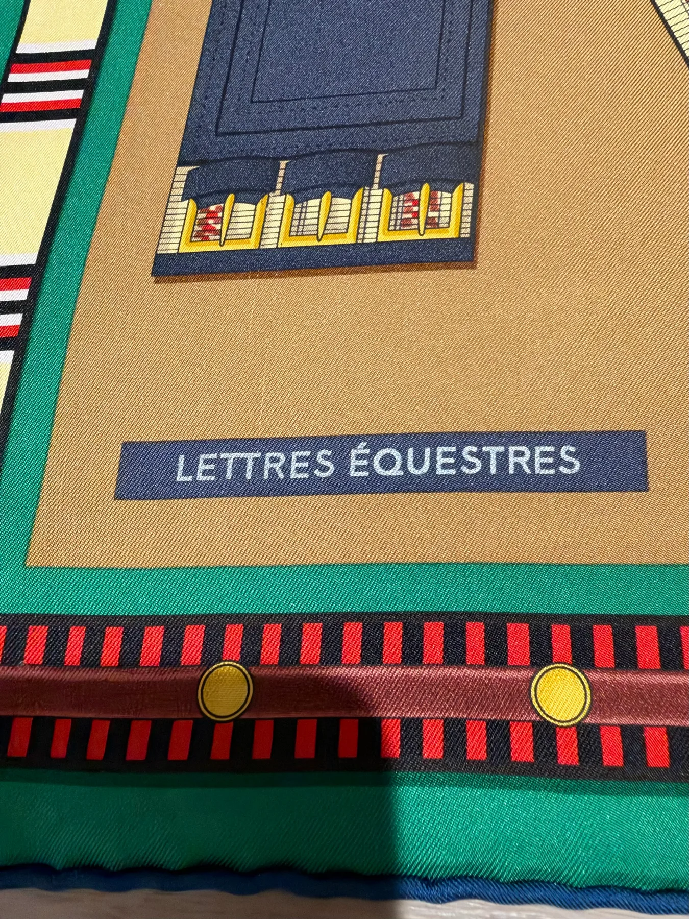 에르메스 24년 까레 스카프 (승마도구 lettres equestres) 사진 5