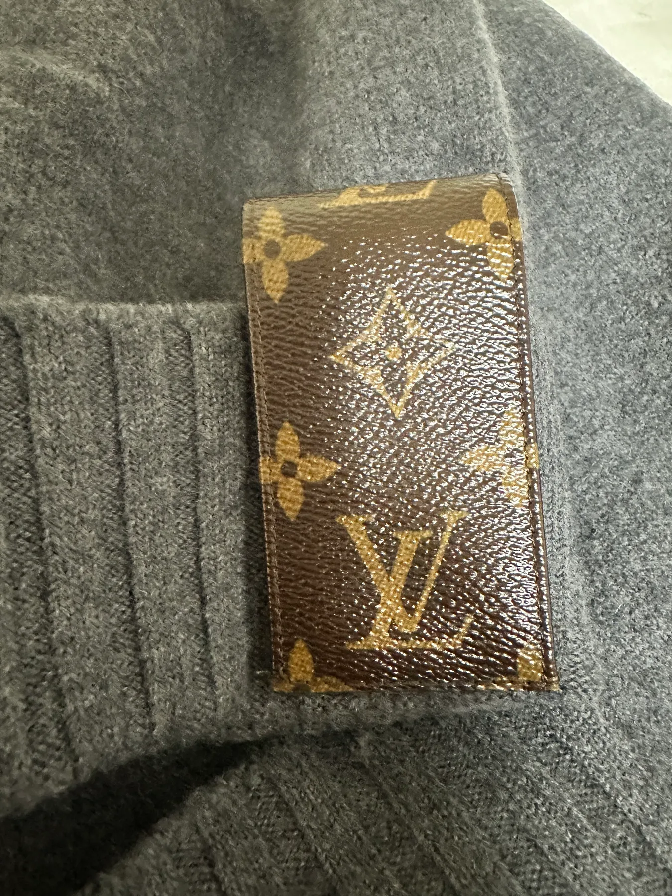 루이비통 Louis Vuitton 롱 가디건 사진 4
