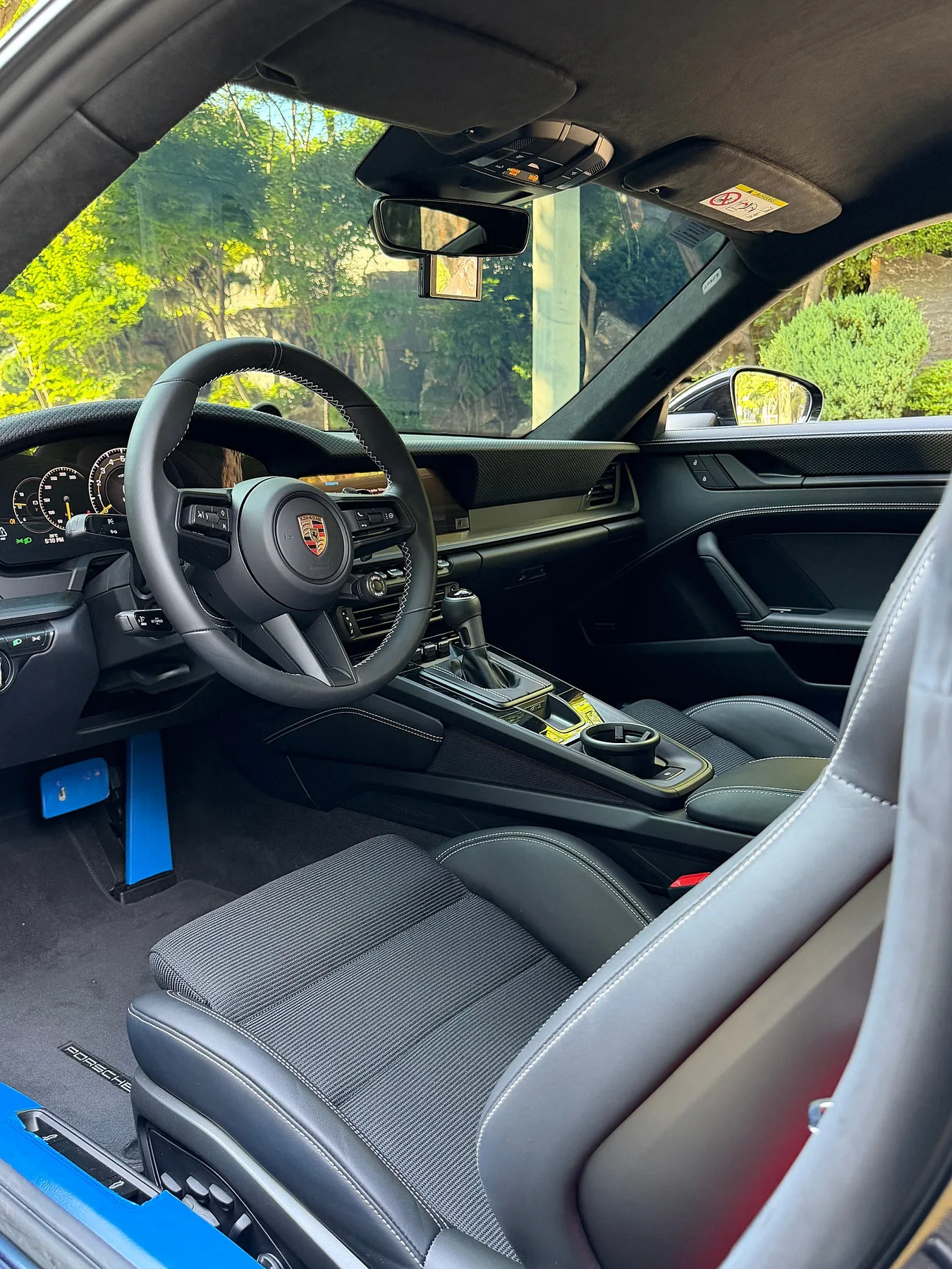 포르쉐 992.2 GT3 투어링 패키지 2025 젯블랙 사진 8