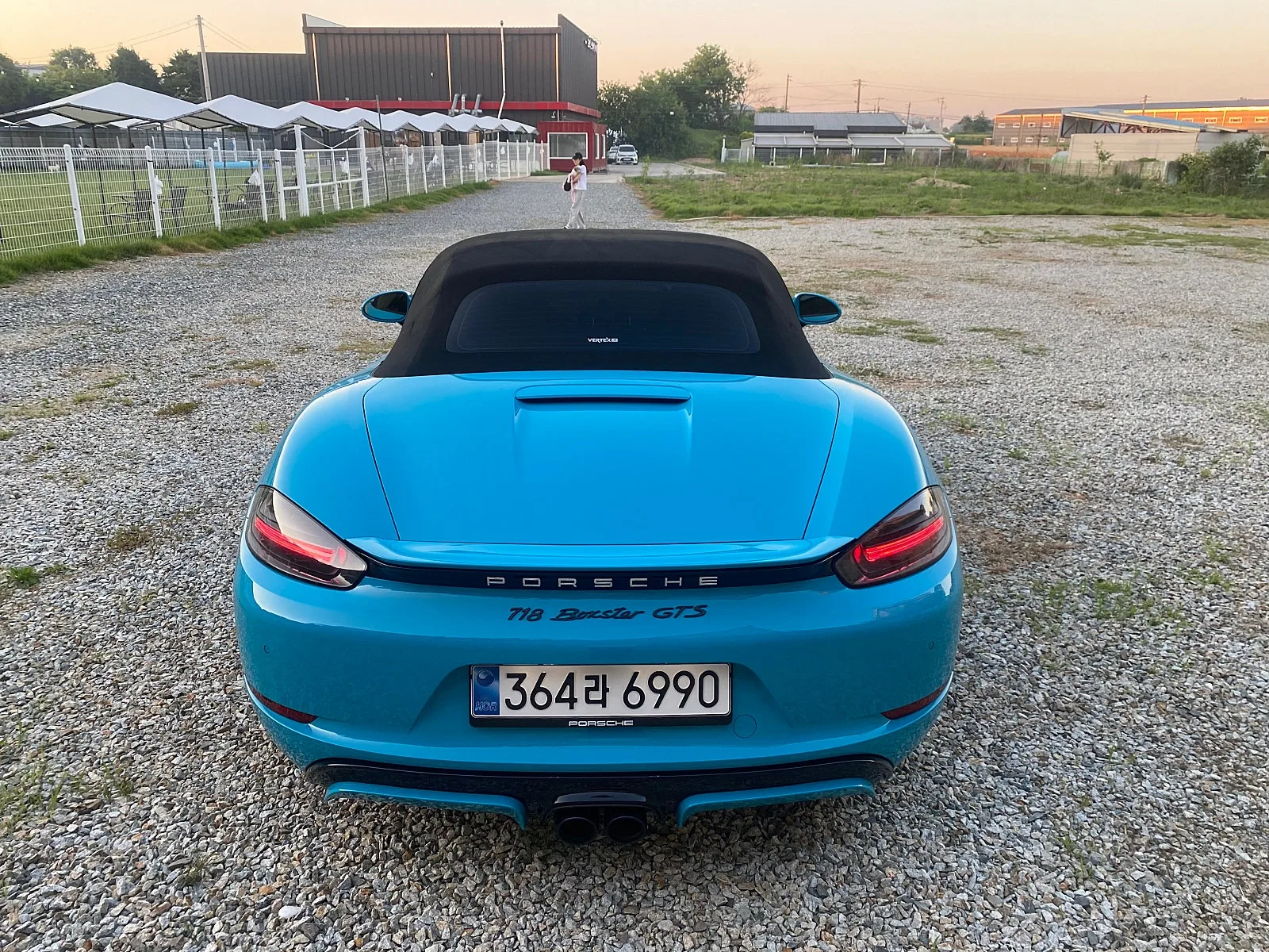 포르쉐 718 박스터 GTS 2019 청록 사진 3