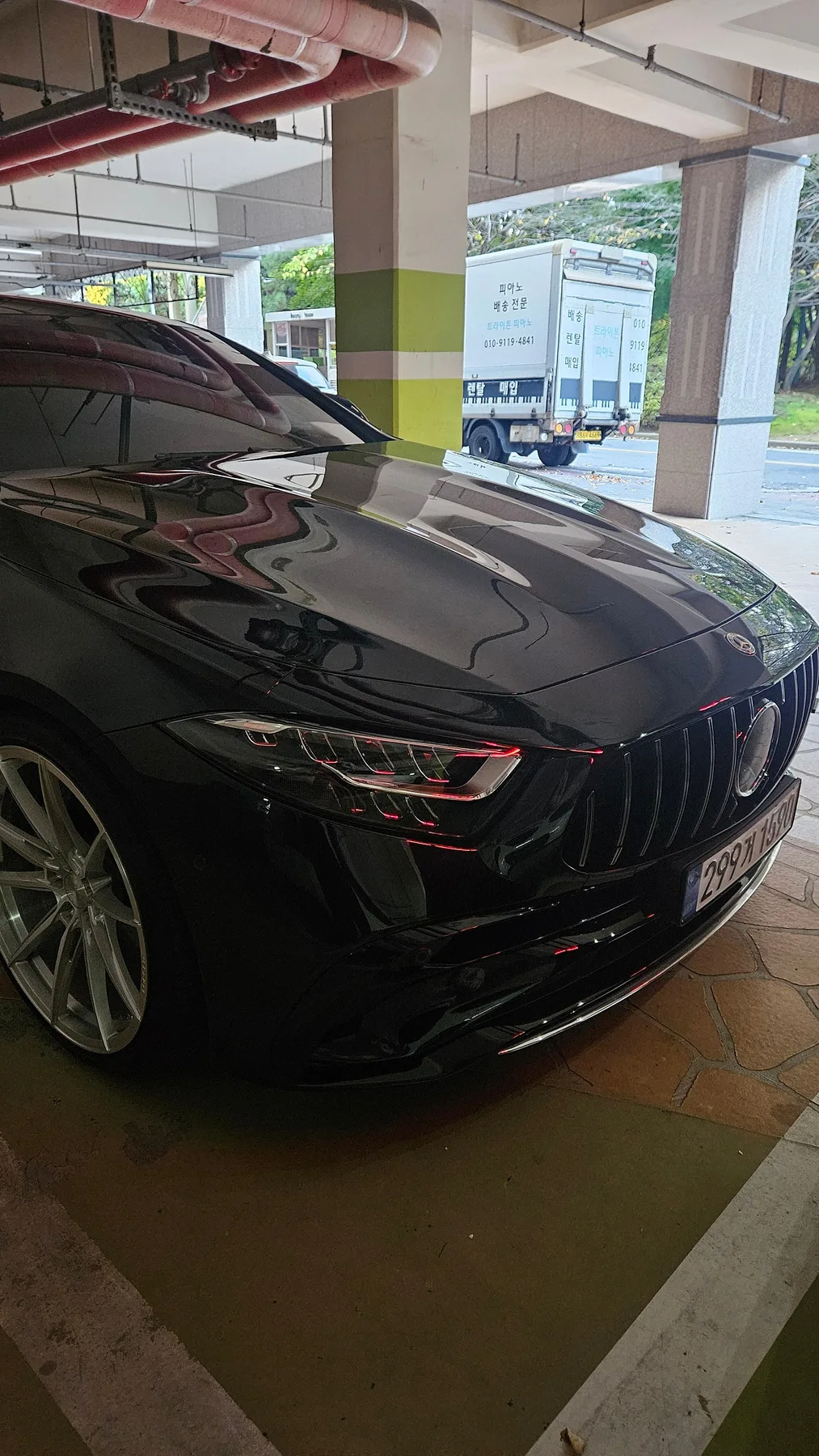 벤츠 CLS 300D AMG LINE 2022 블랙 사진 4