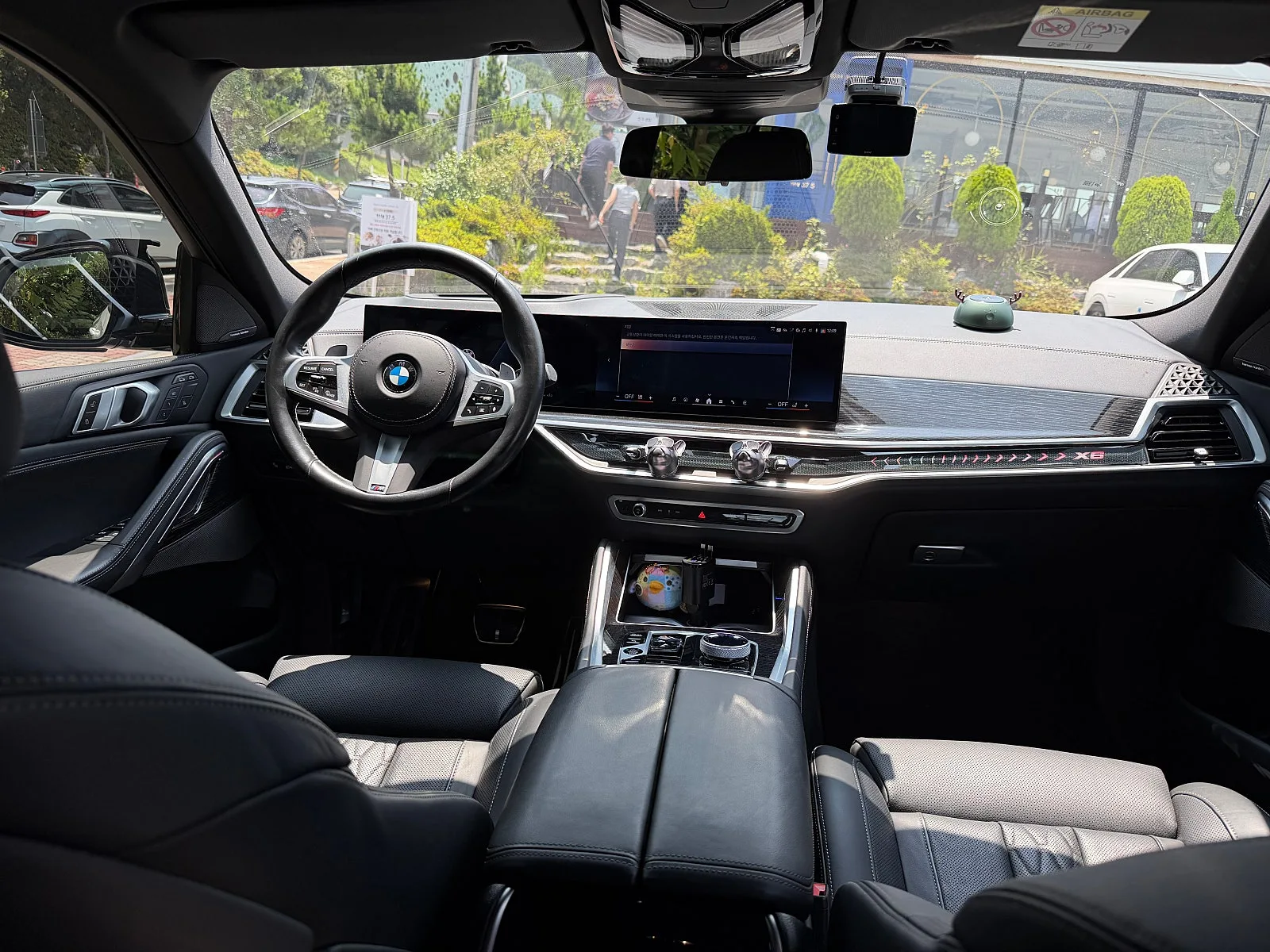 BMW X6 40i 2023 화이트 사진 7