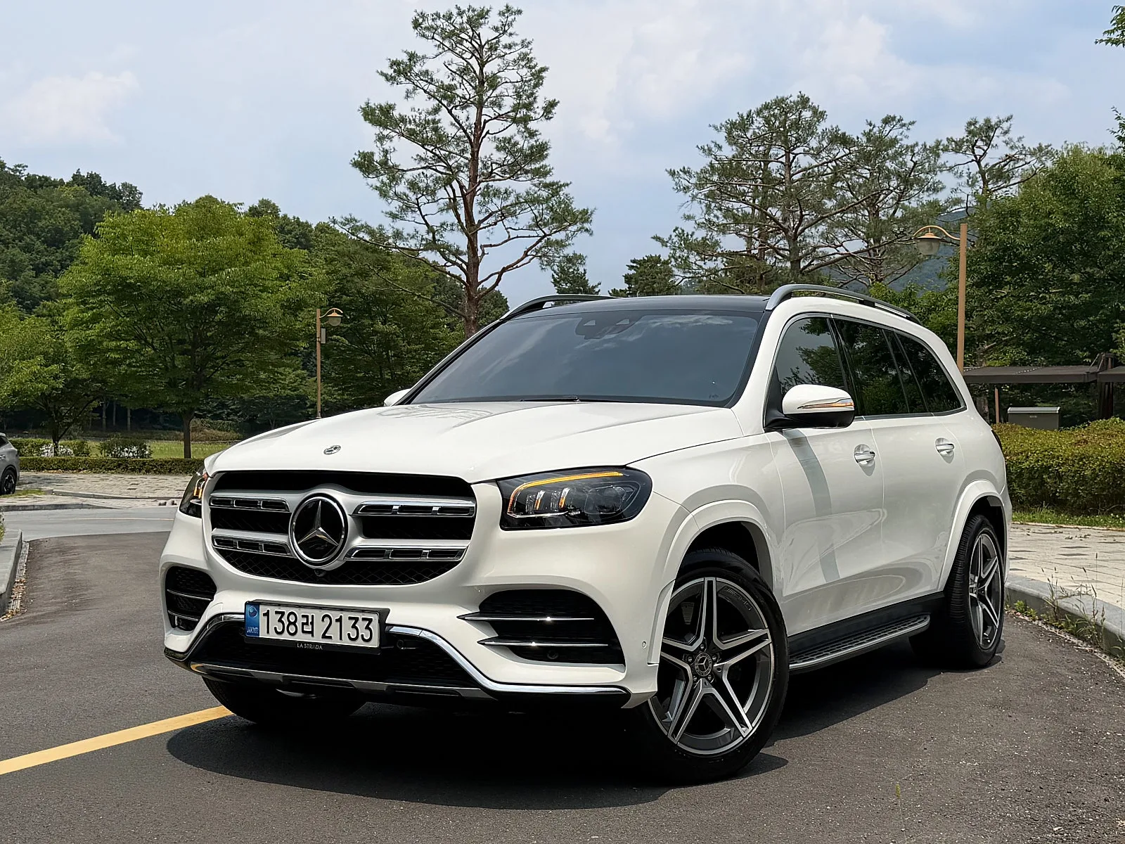 벤츠 GLS 400d 2022 흰색 사진 1