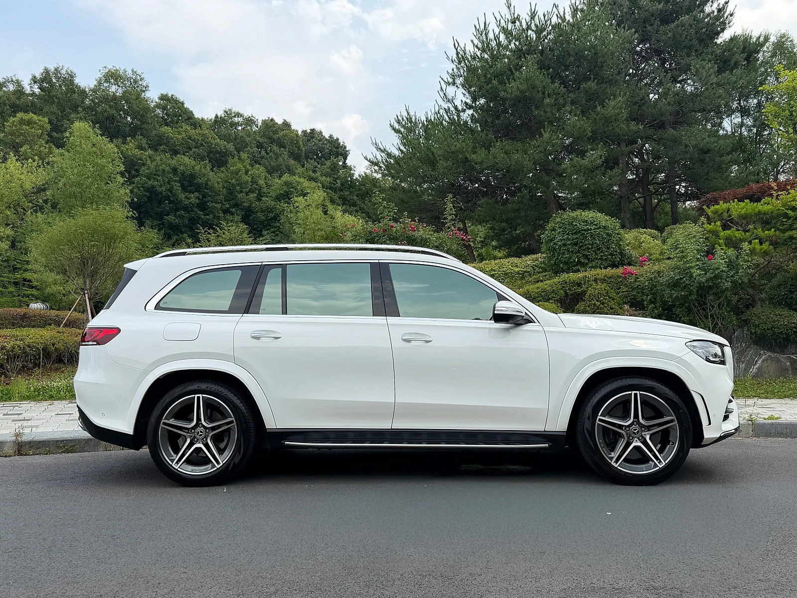 벤츠 GLS 400d 2022 흰색 사진 3