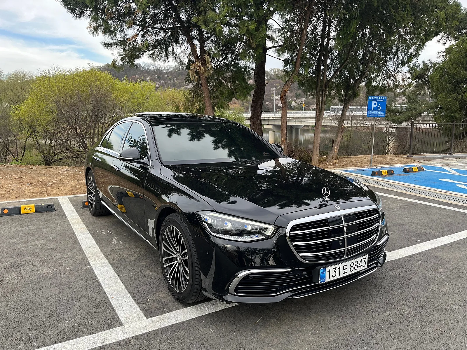 벤츠 S350D 2022 블랙 사진 1