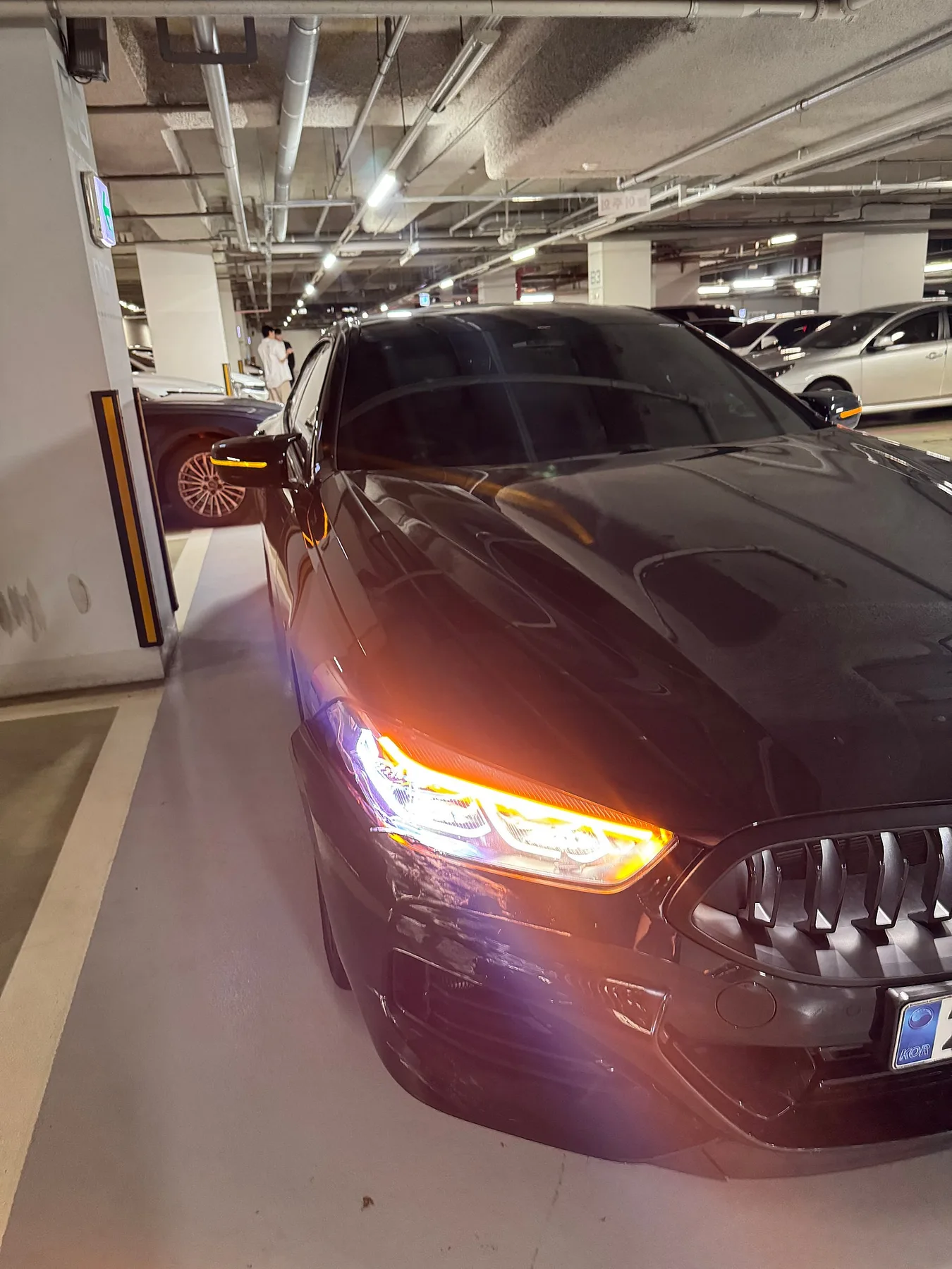 BMW M850i 2023 블랙 사진 5