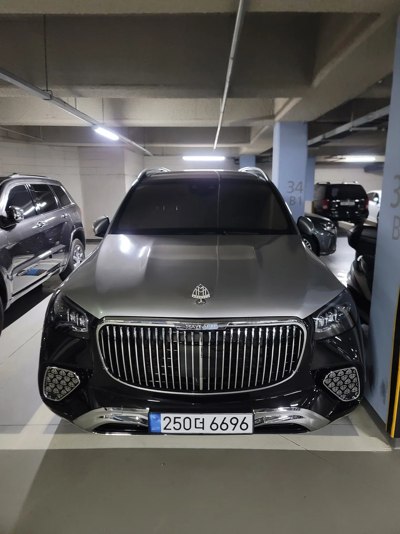 벤츠 GLS580 2022 블랙 사진 4