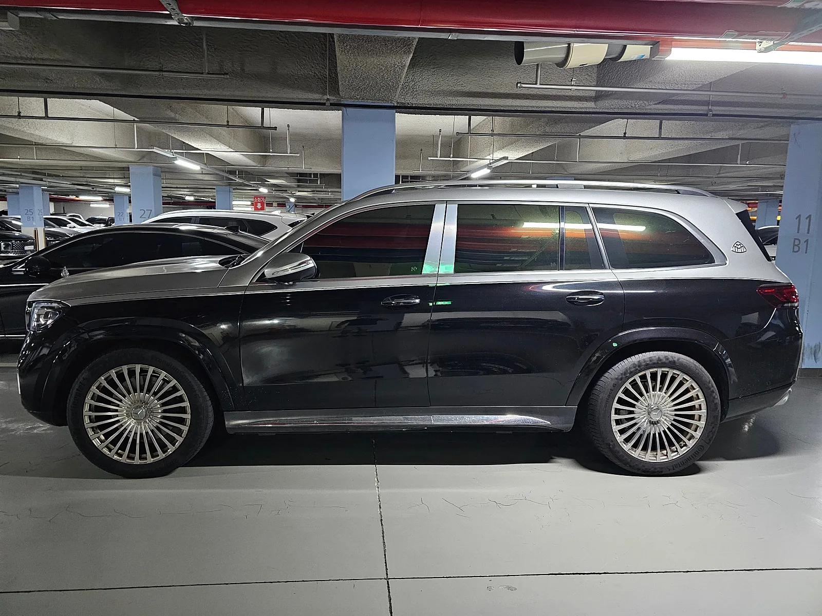 벤츠 GLS580 2022 블랙 사진 5