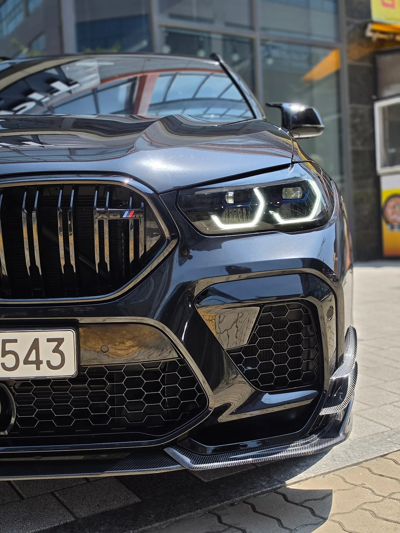 BMW X6M 컴패티션 2023 블랙 사진 6